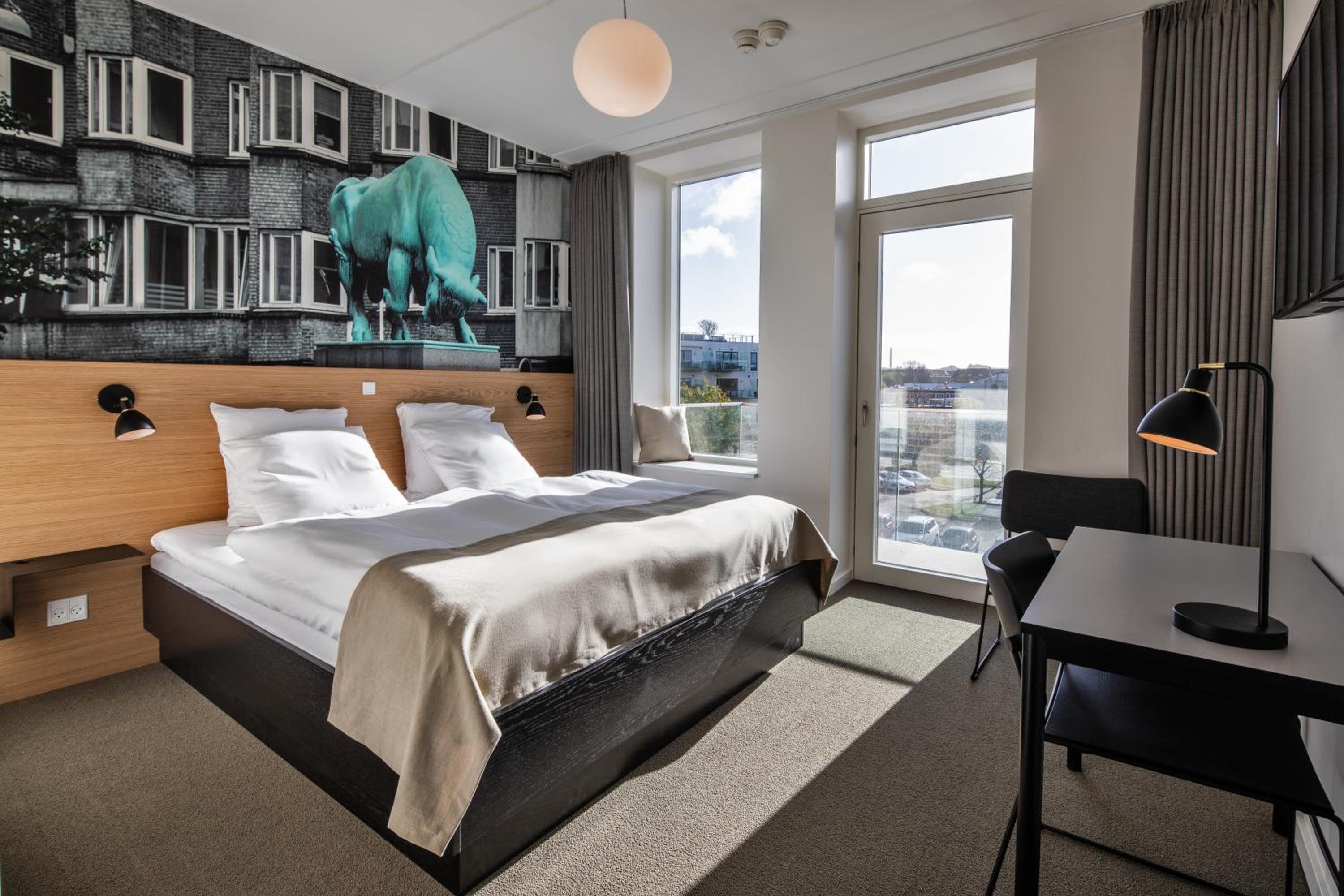 Superior Double Room with Balcony