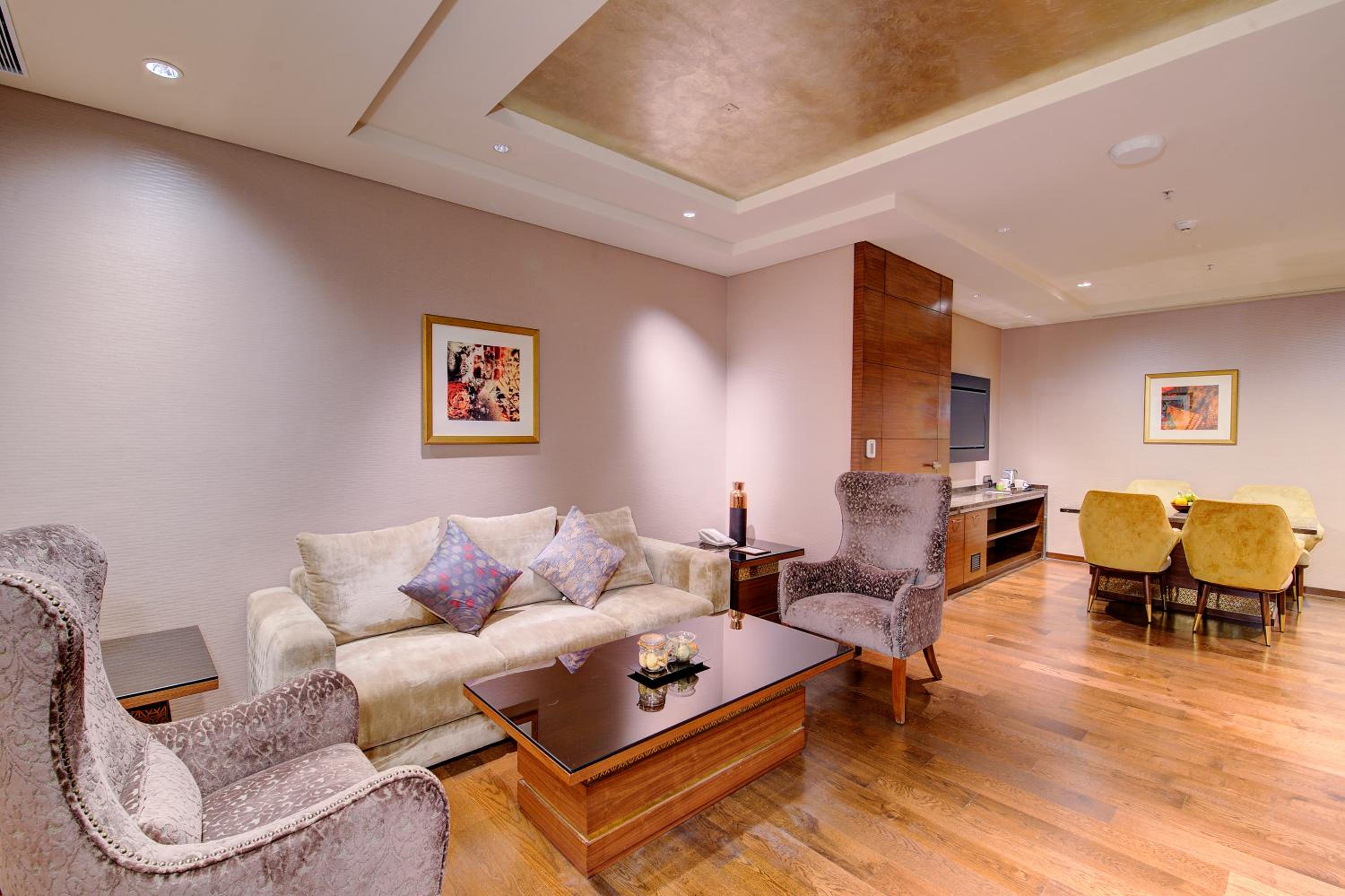 Niranta Suite