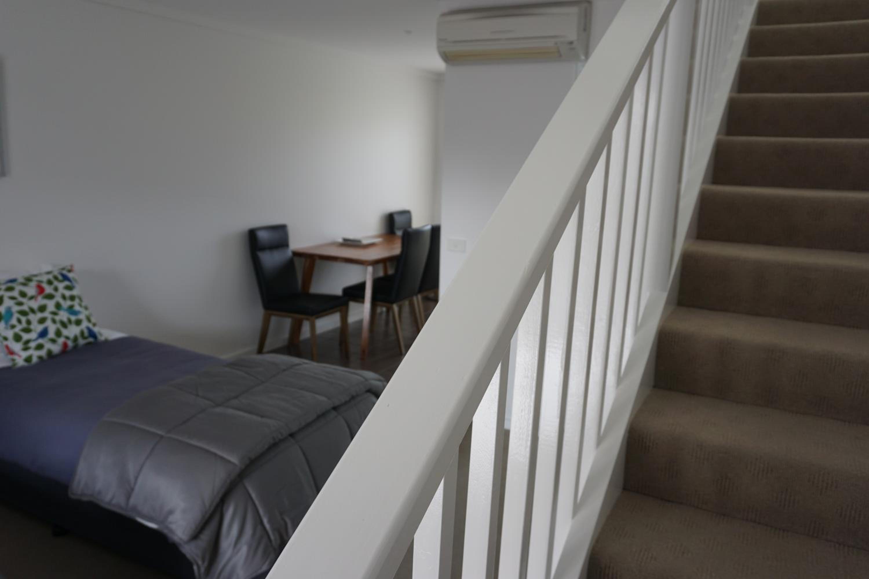 Loft Twin Apartment - Photo 8