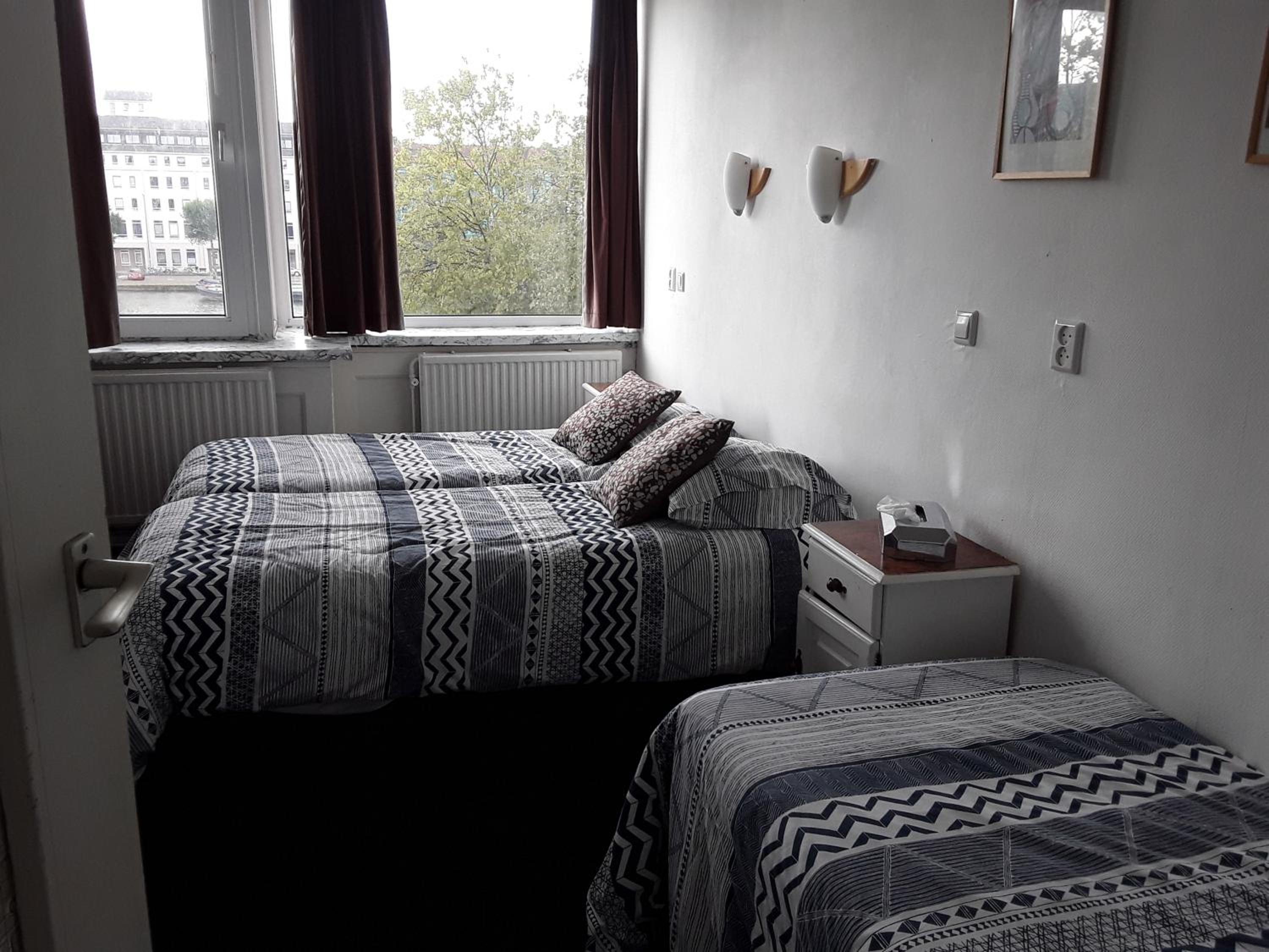 Standard Triple Room - Photo 20