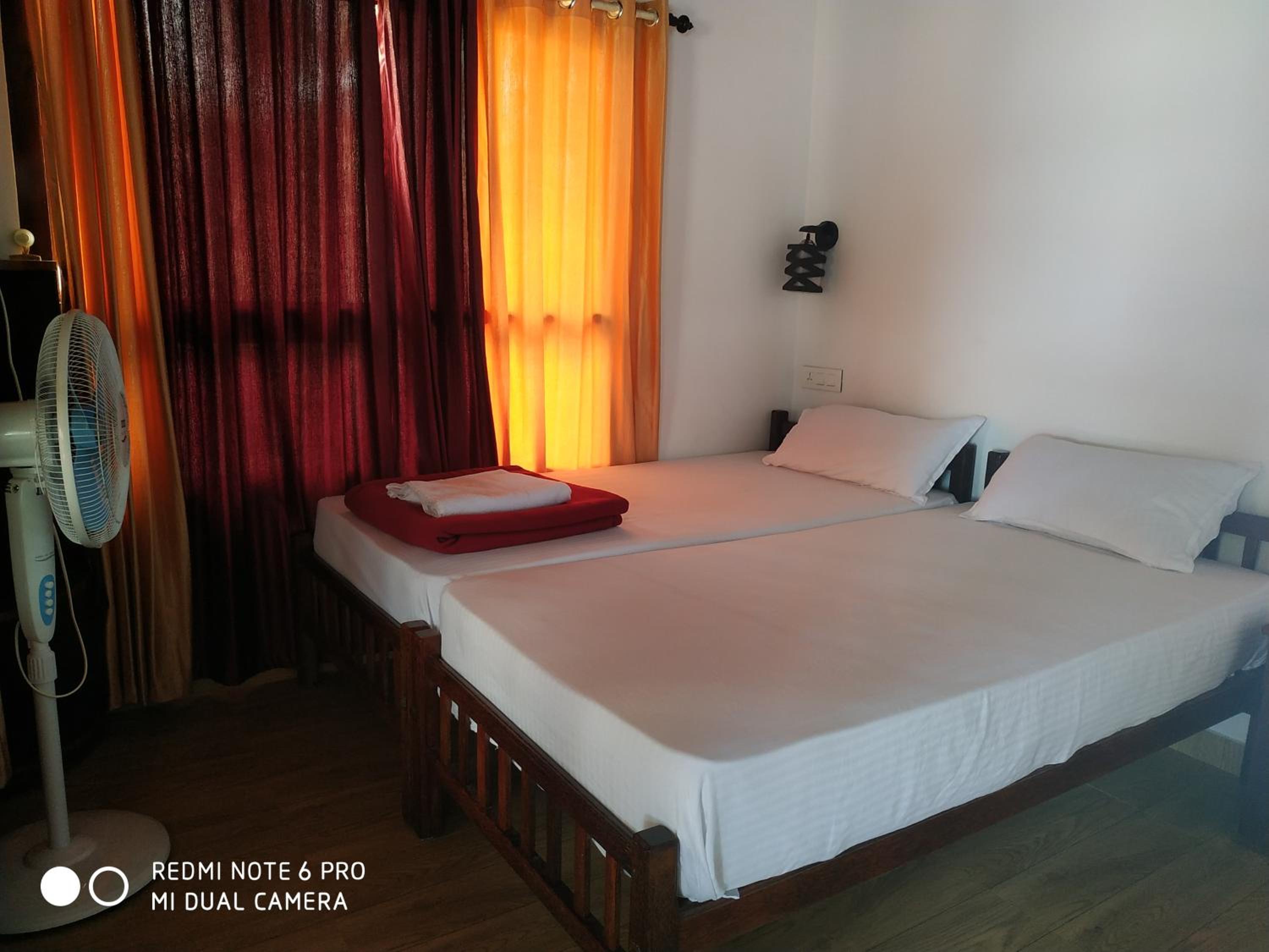 Deluxe Double Room with Balcony and Sea View photo 1