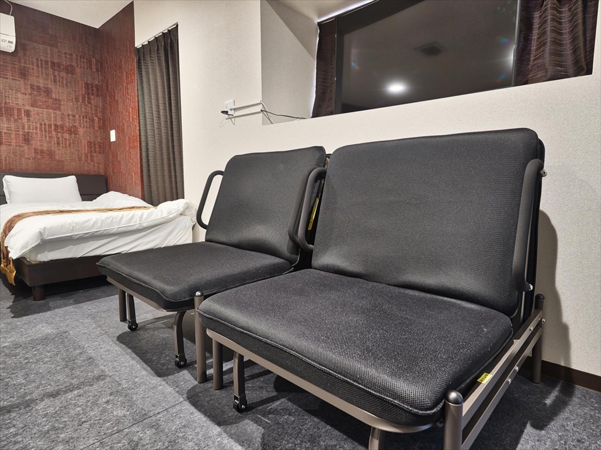 Family Room - Photo 9
