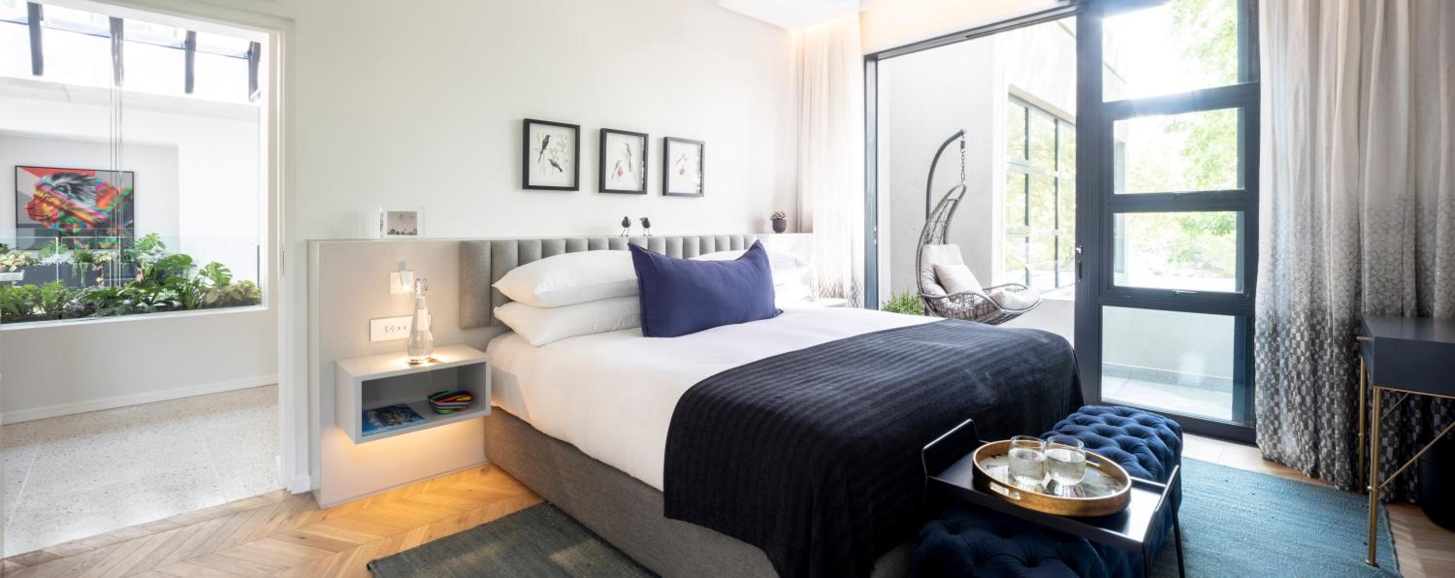 Luxury King Room - Photo 1