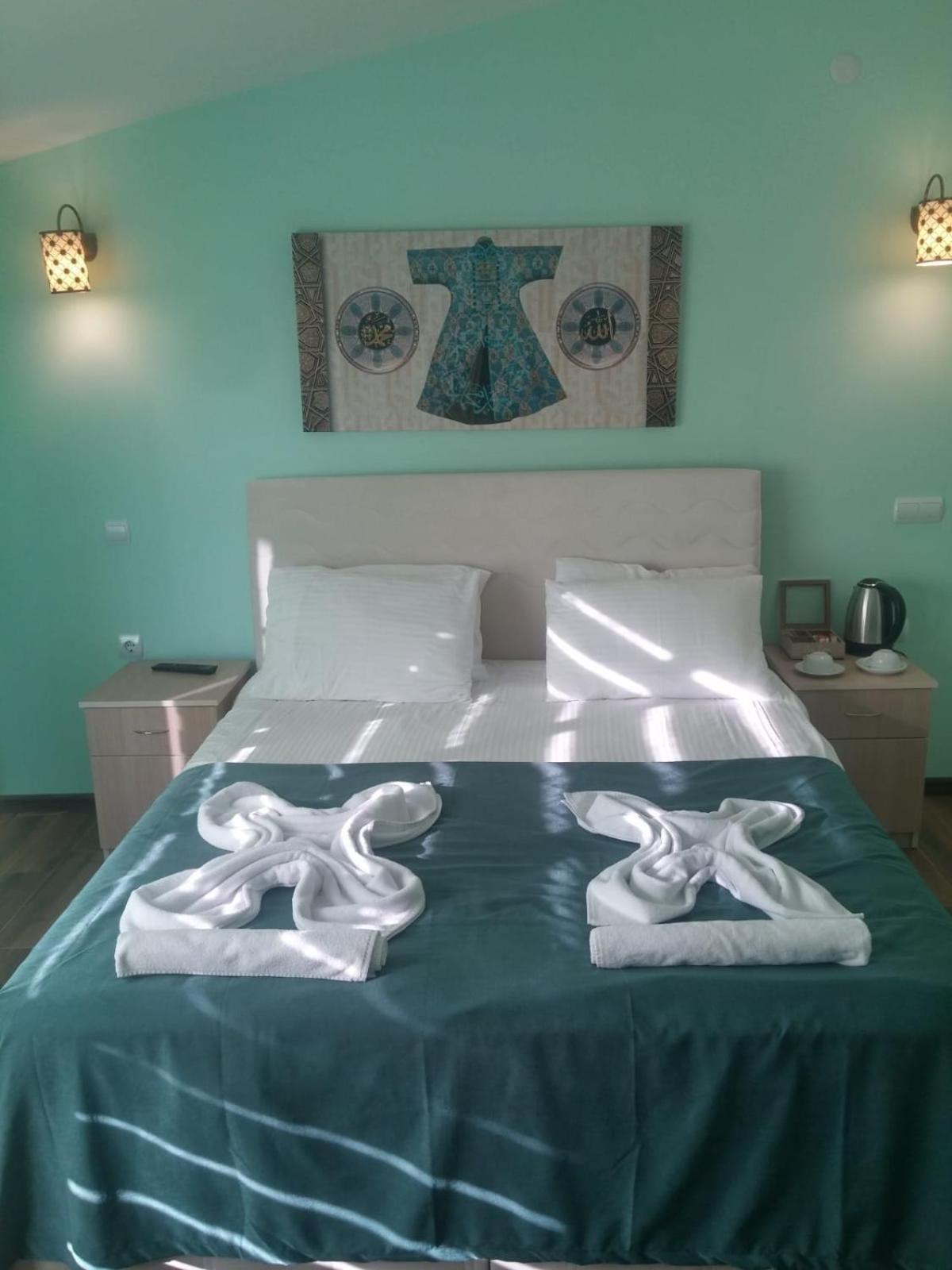 Deluxe Suite - Photo 1