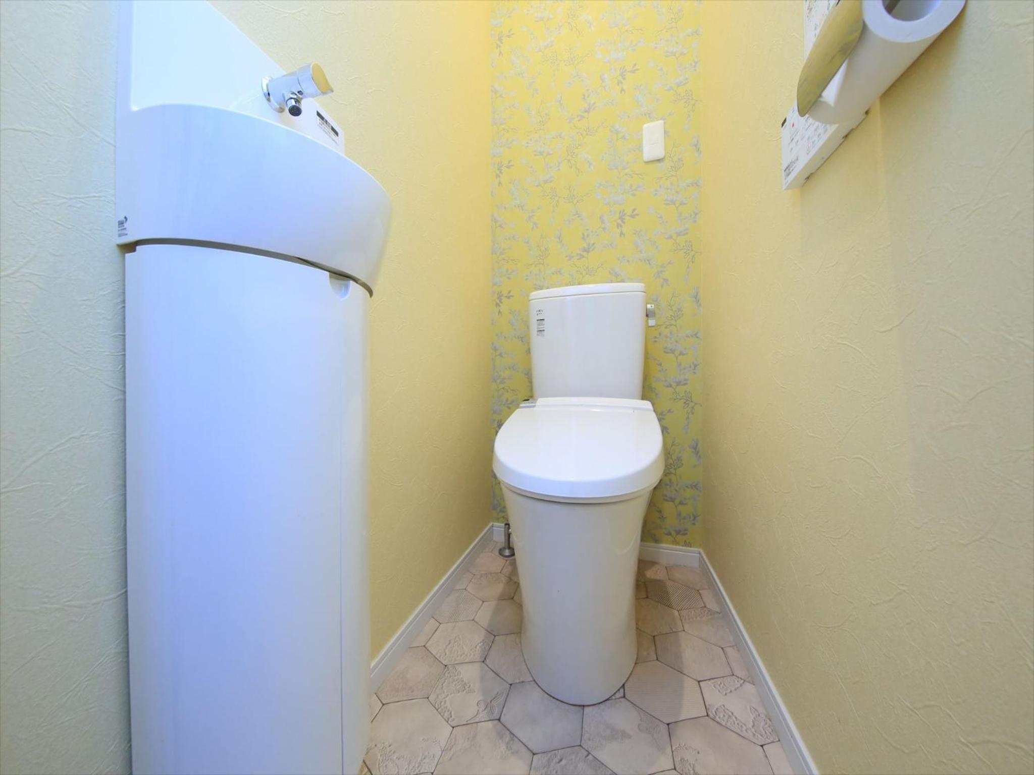 Apartment photo 2