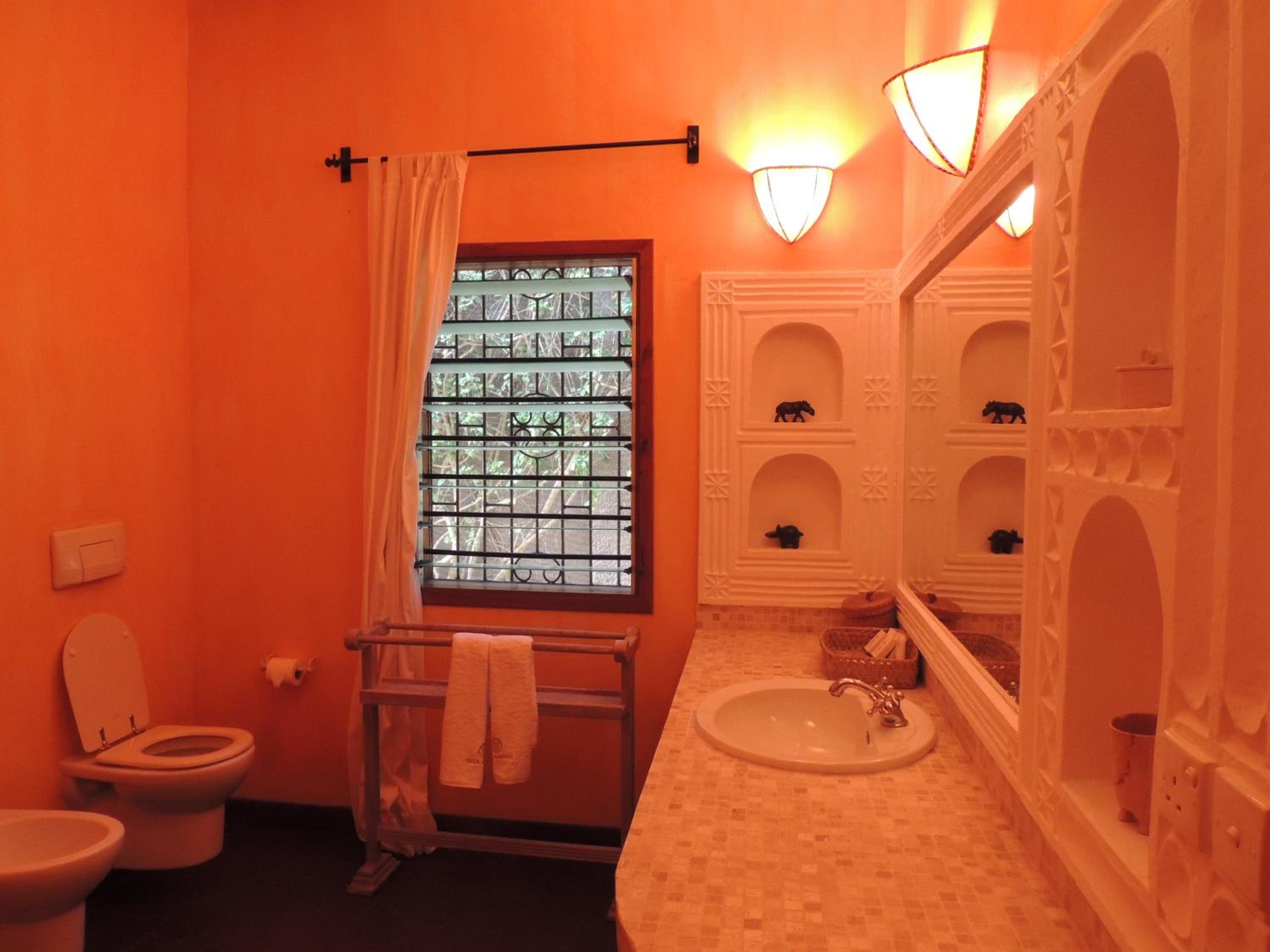 Two-Bedroom Suite - Photo 7