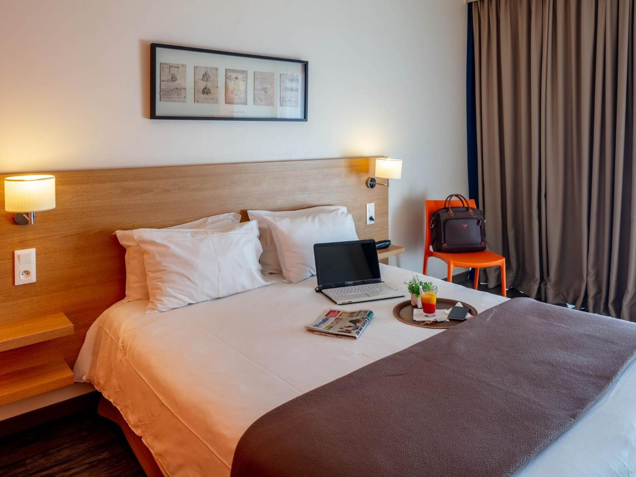 Superior Double Room - Pool Side - Photo 4