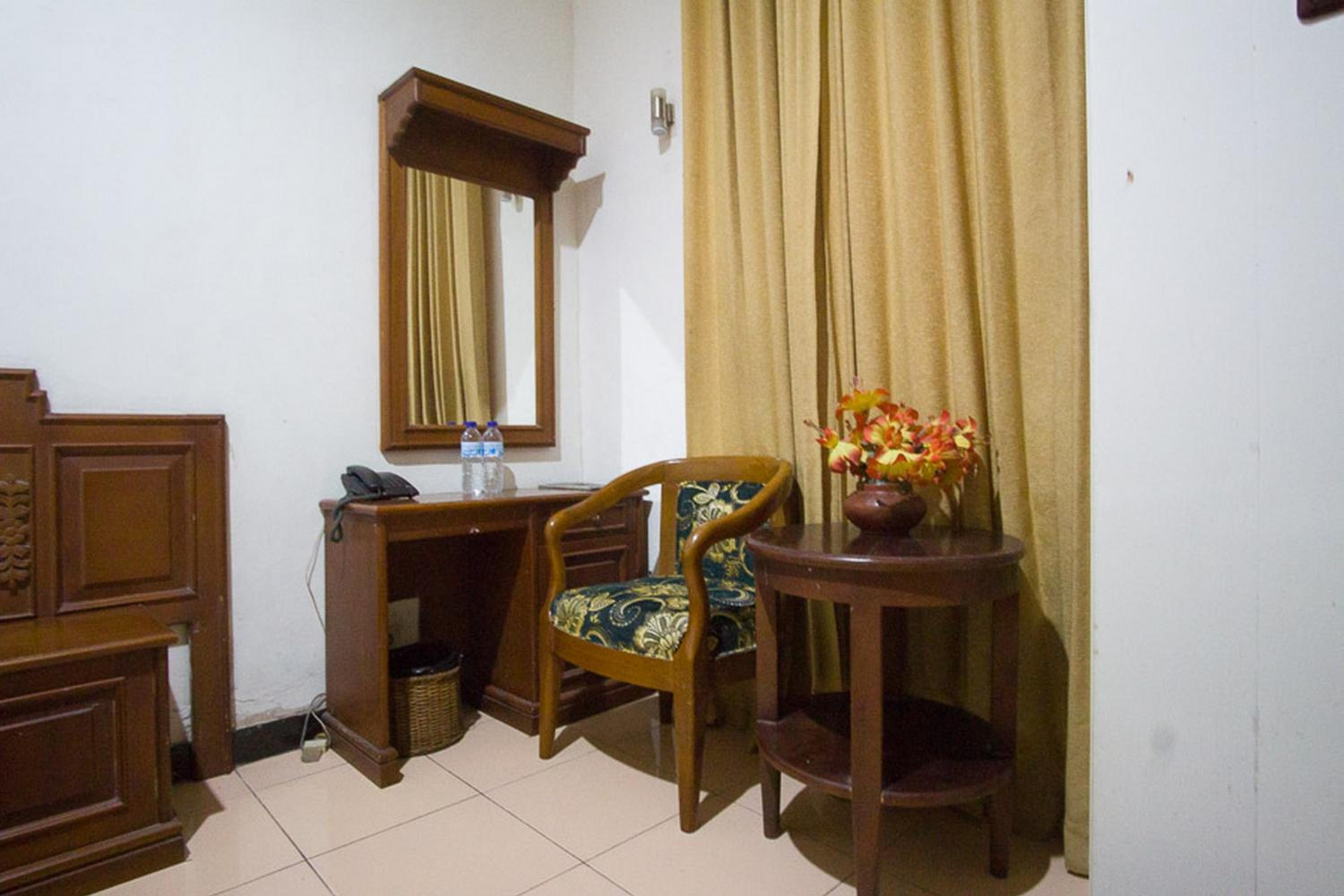 Double Room - Photo 5