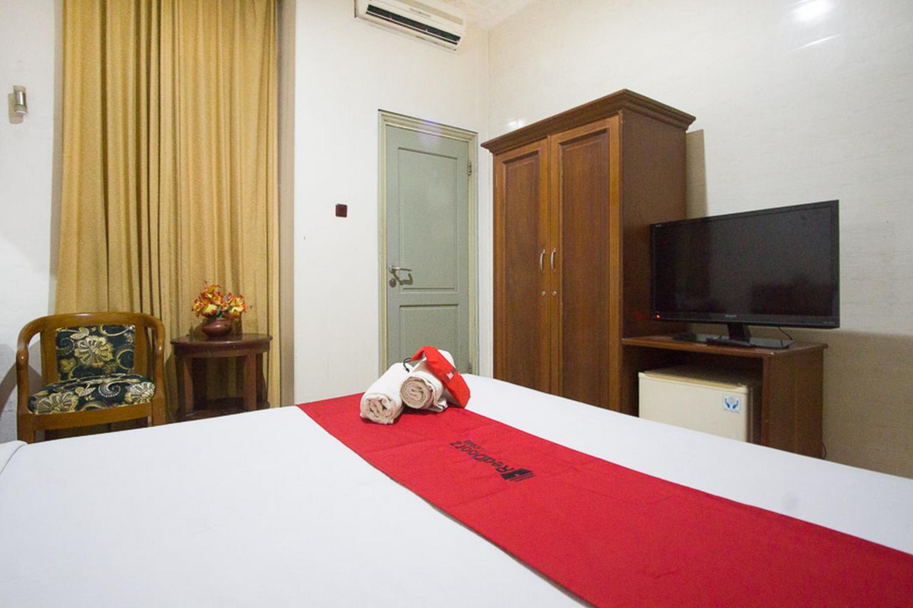 Double Room - Photo 9
