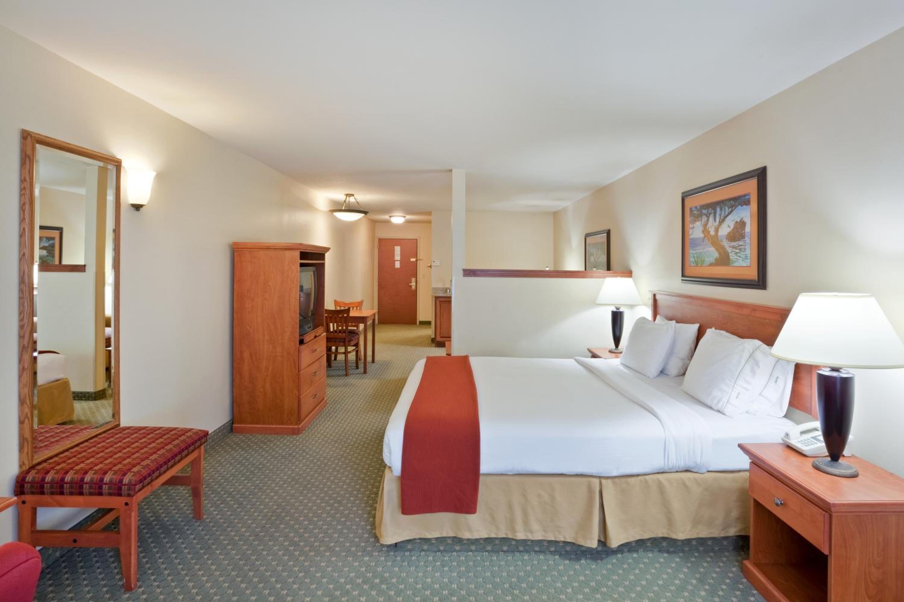 King Suite - Photo 1