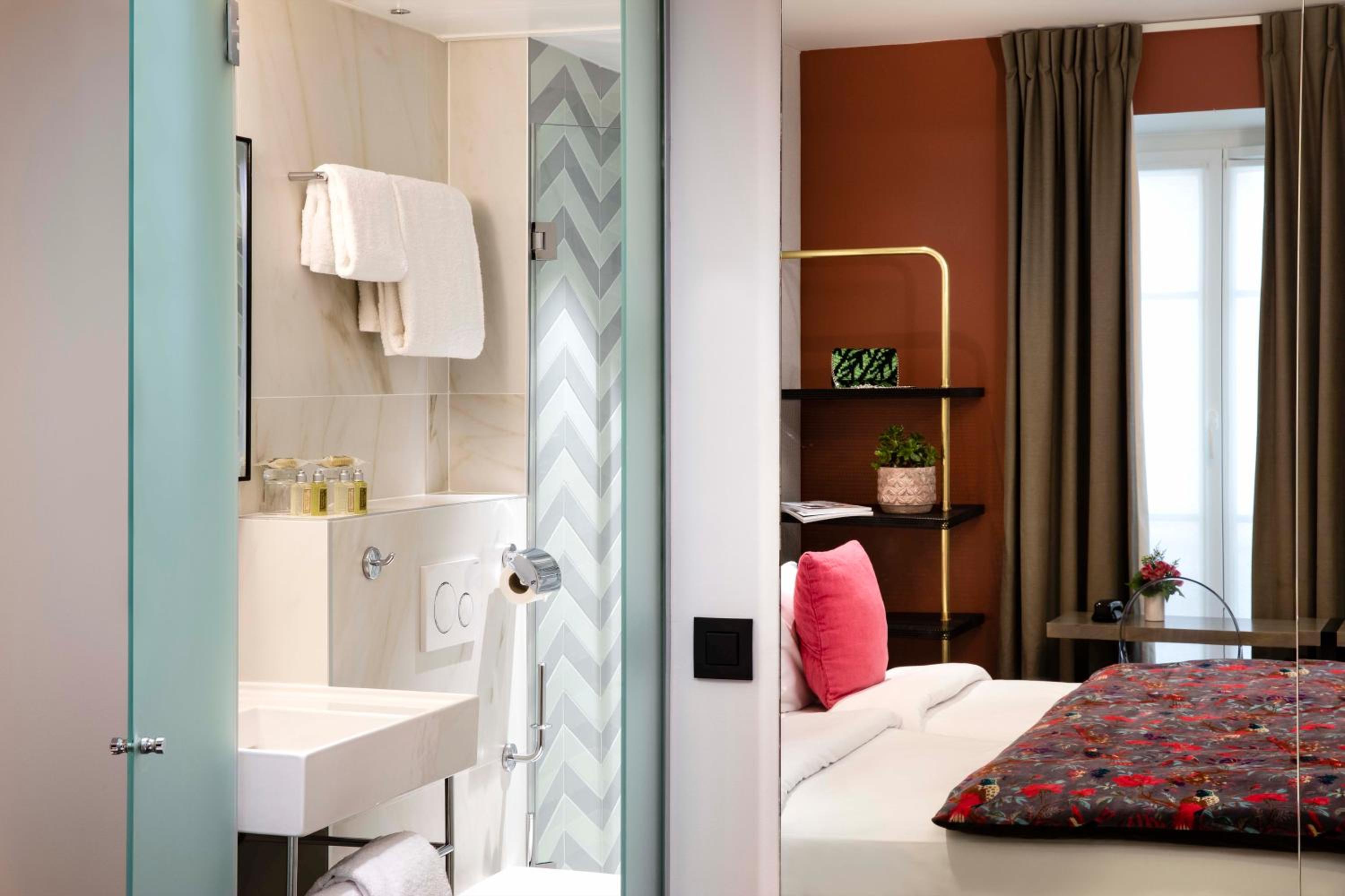 Superior Double Room photo 2