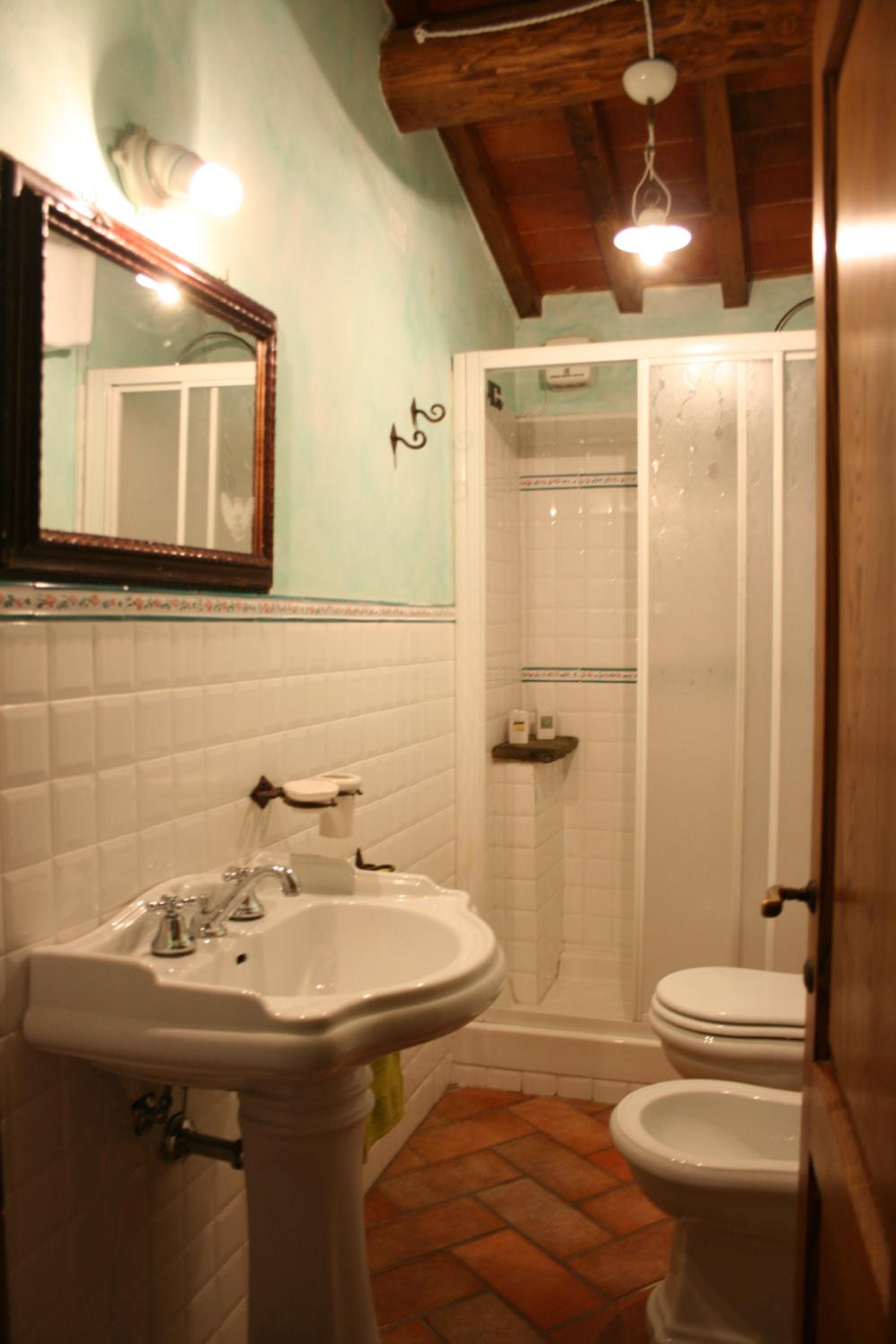 Seven-Bedroom Villa photo 3