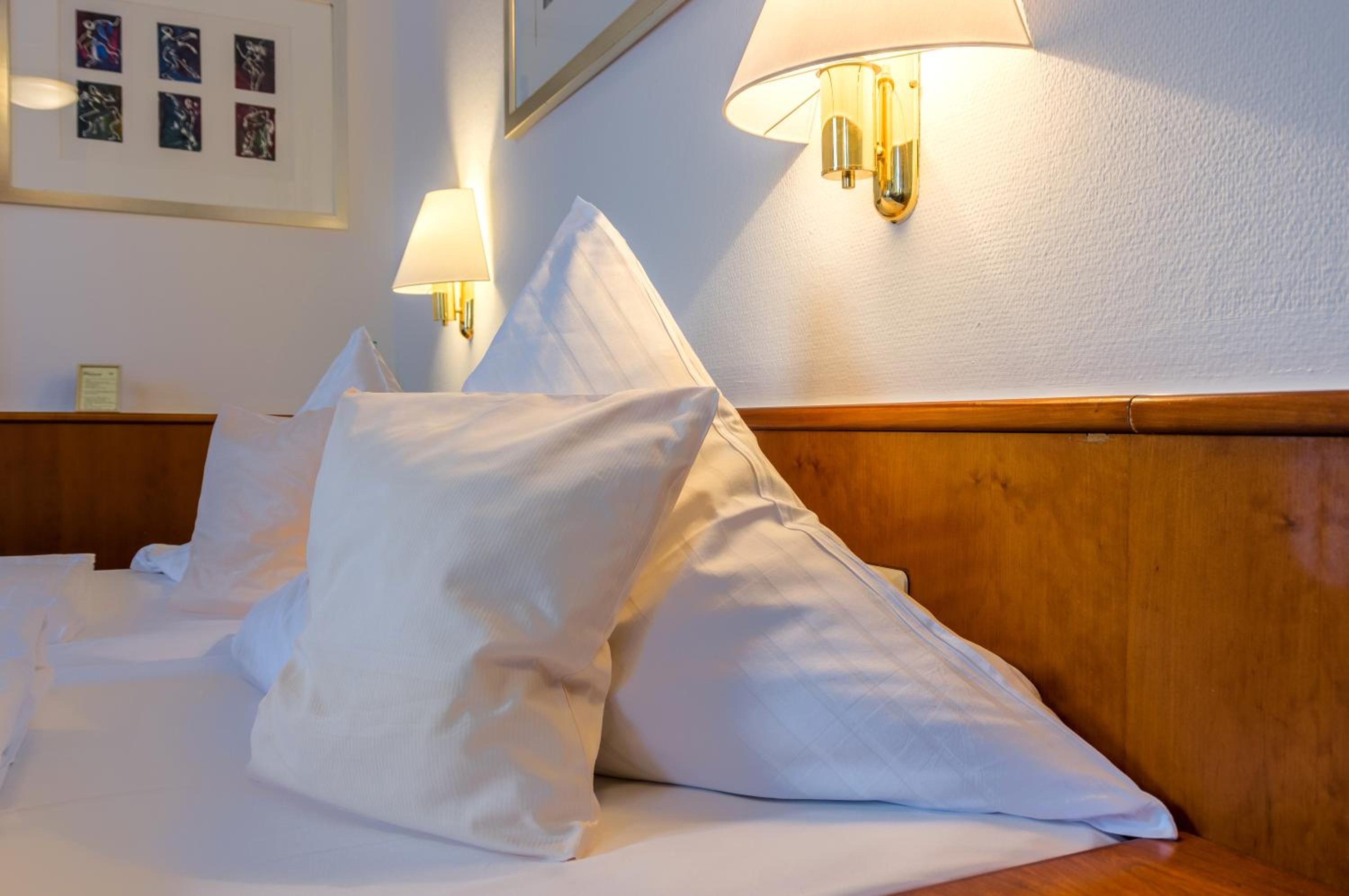 Double Room - Photo 7