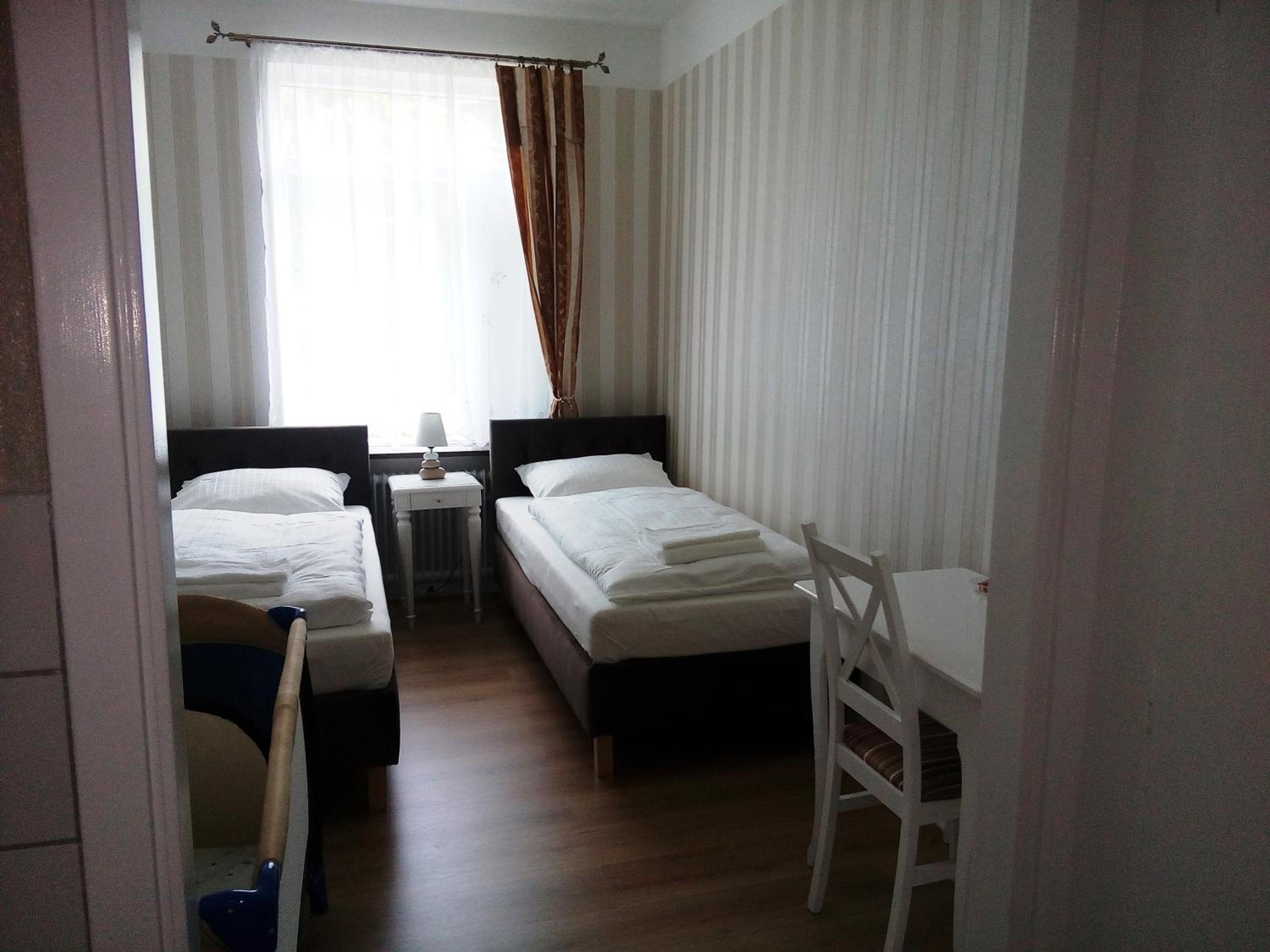 Double or Twin Room with Shared Bathroom photo 3