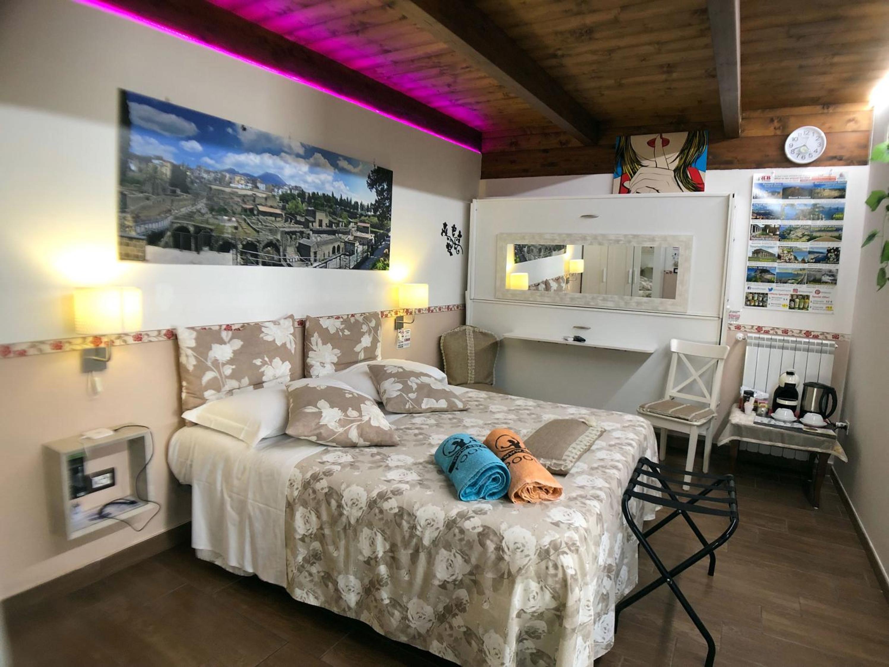 Two-Bedroom Apartment - Photo 16