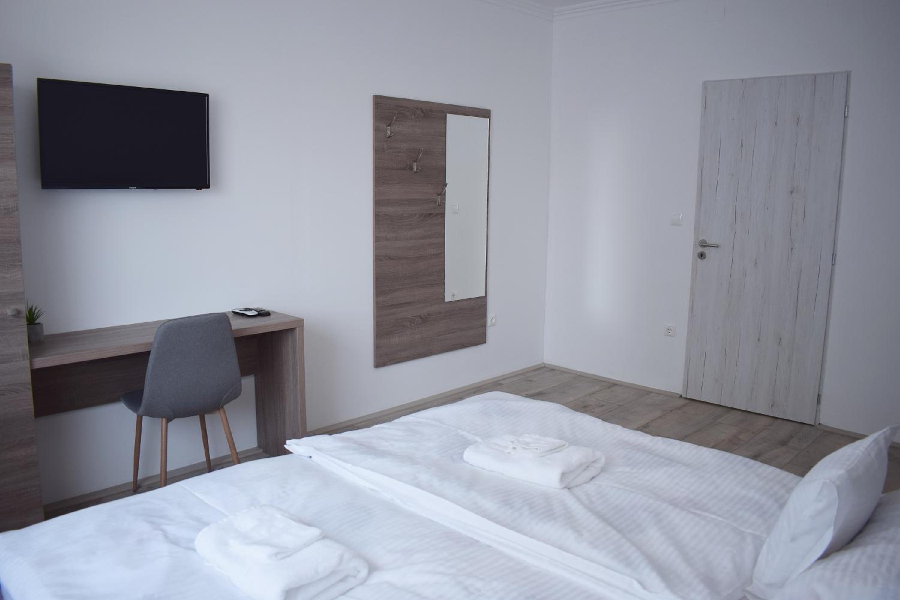 Apartment - Photo 17