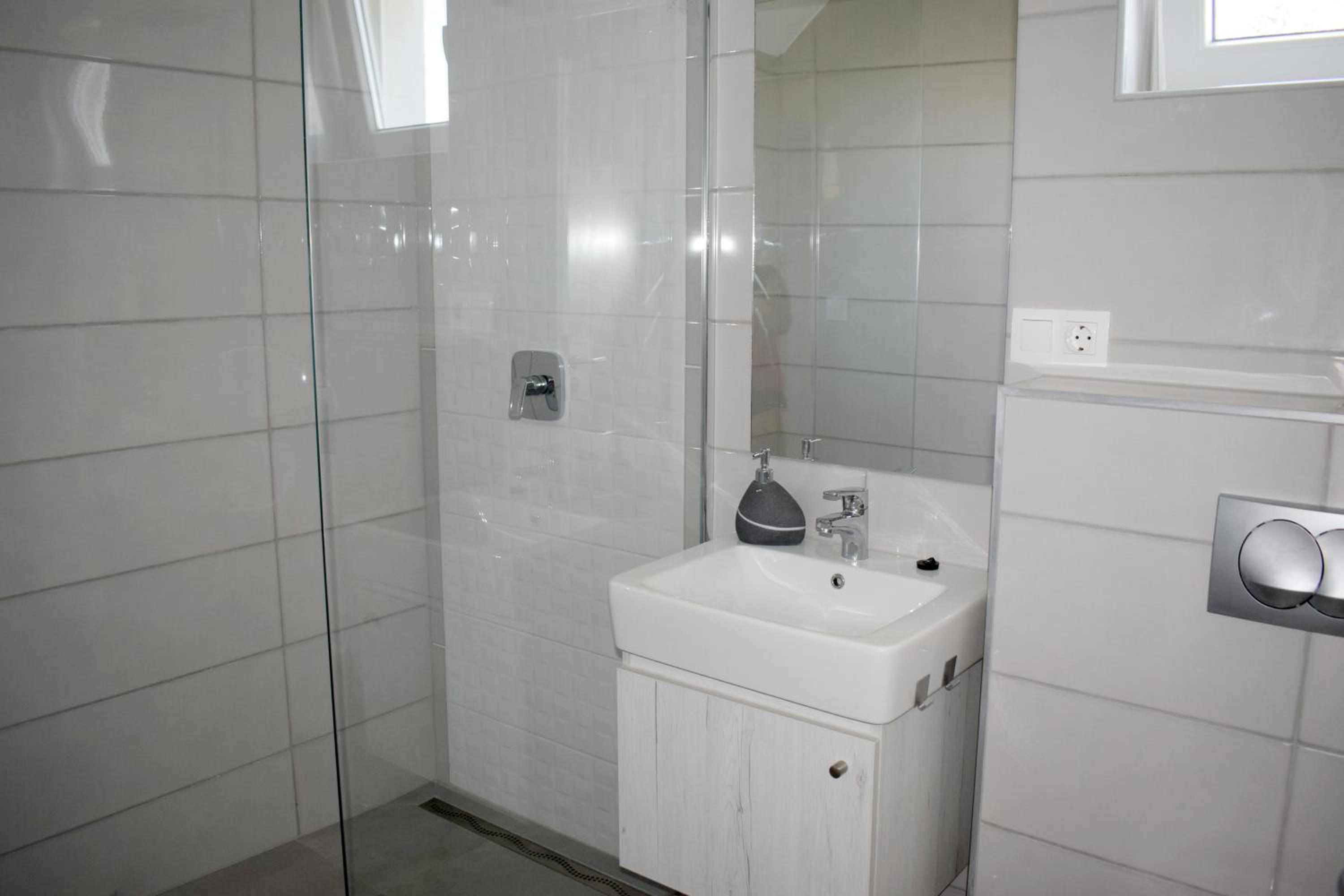 Apartment - Photo 18
