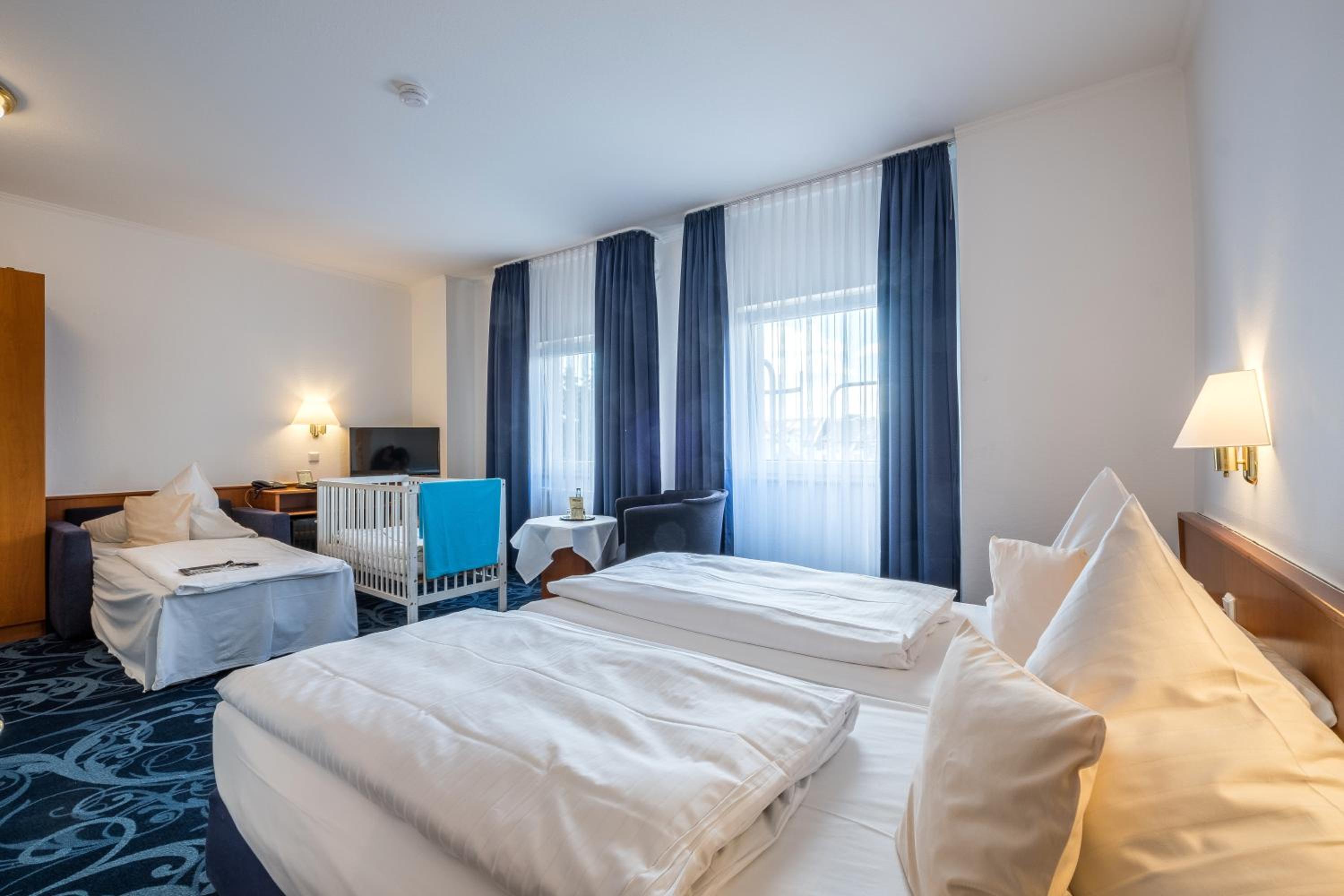 Triple Room - Photo 5