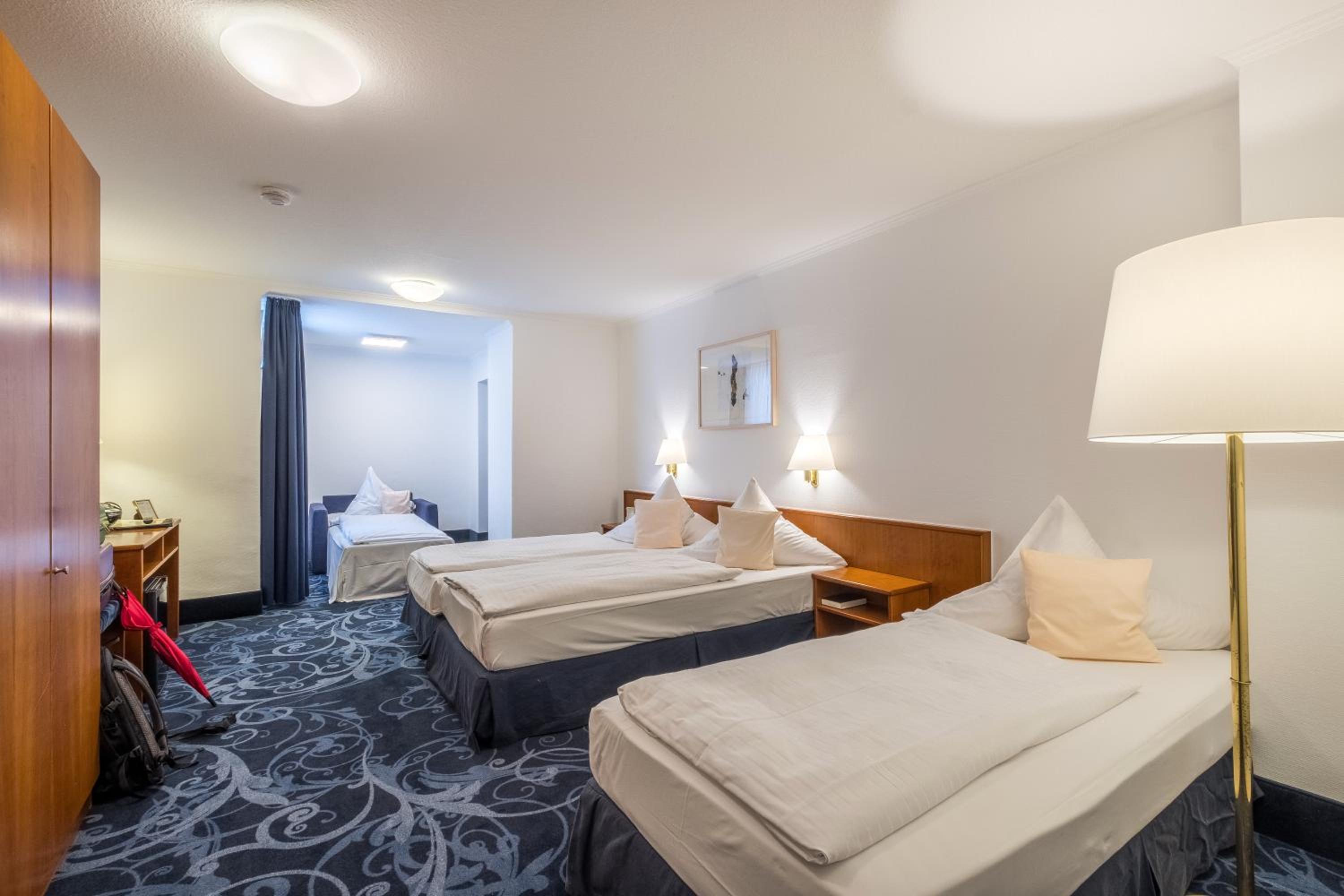 Triple Room - Photo 7