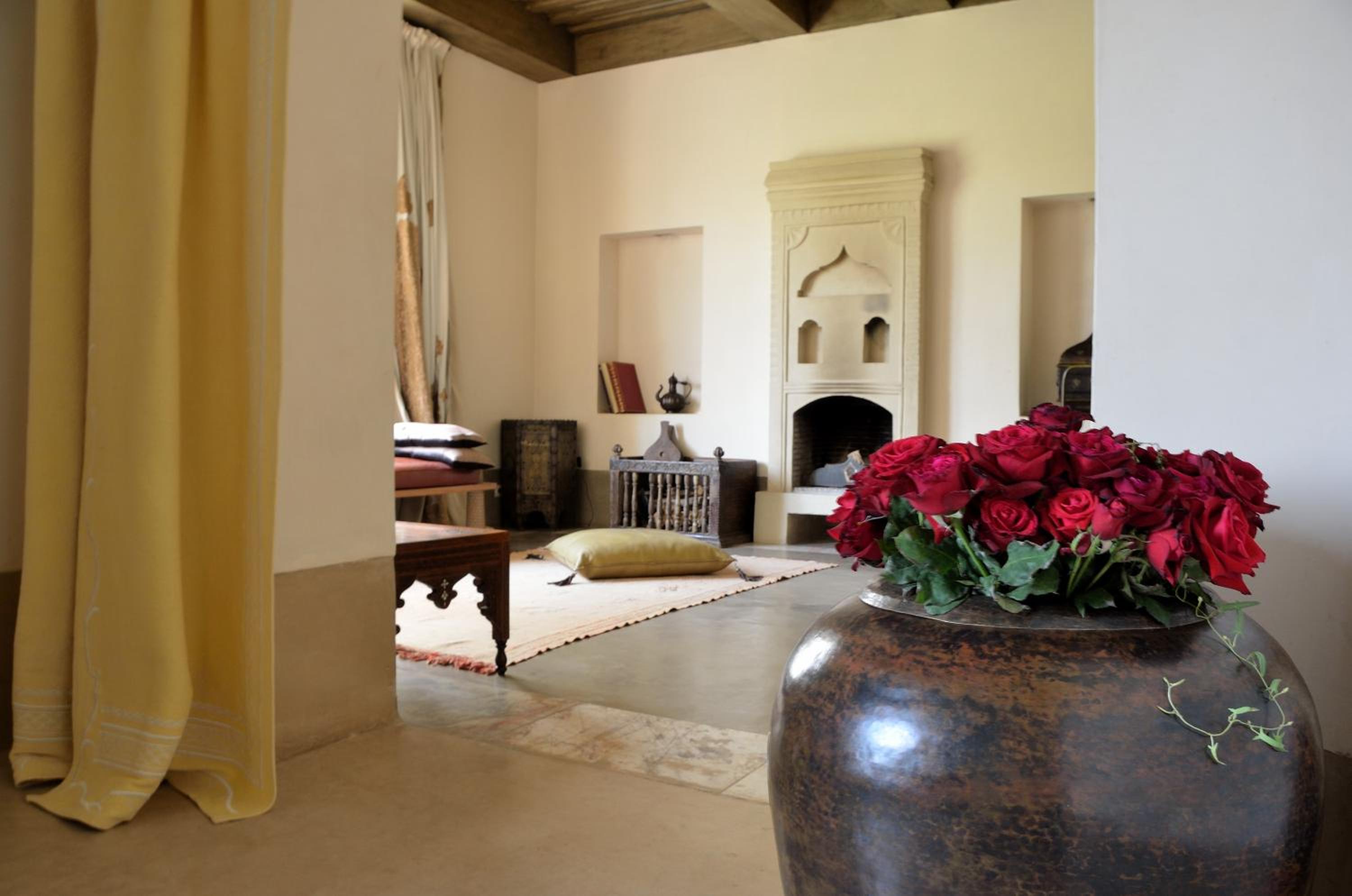Apartment with Private Pool  - Photo 1