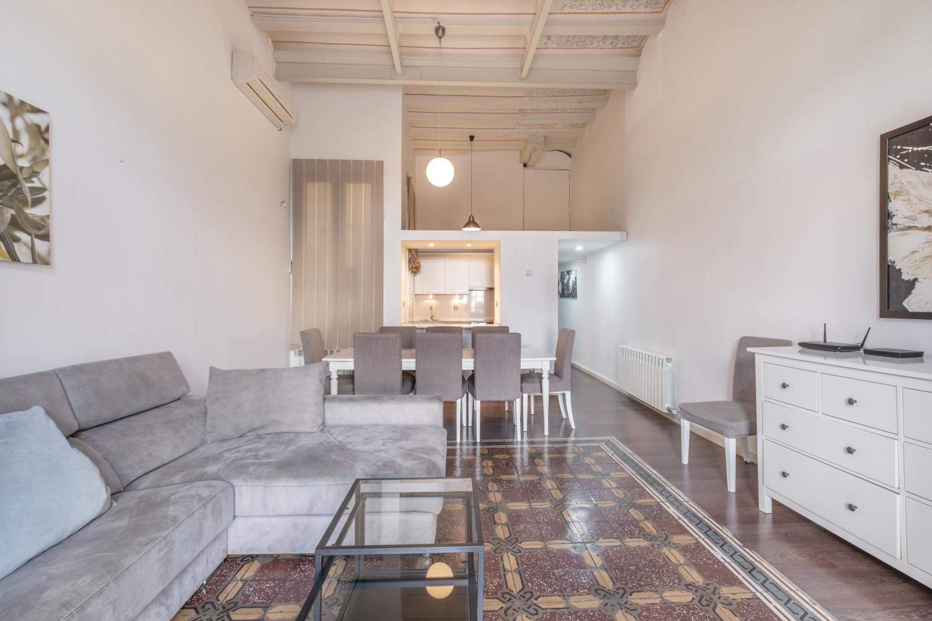 Superior Four-Bedroom Apartment - Sant Pere Més Alt photo 2