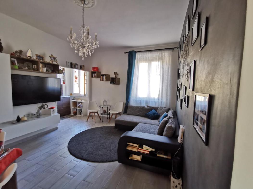 One-Bedroom Apartment - Photo 4