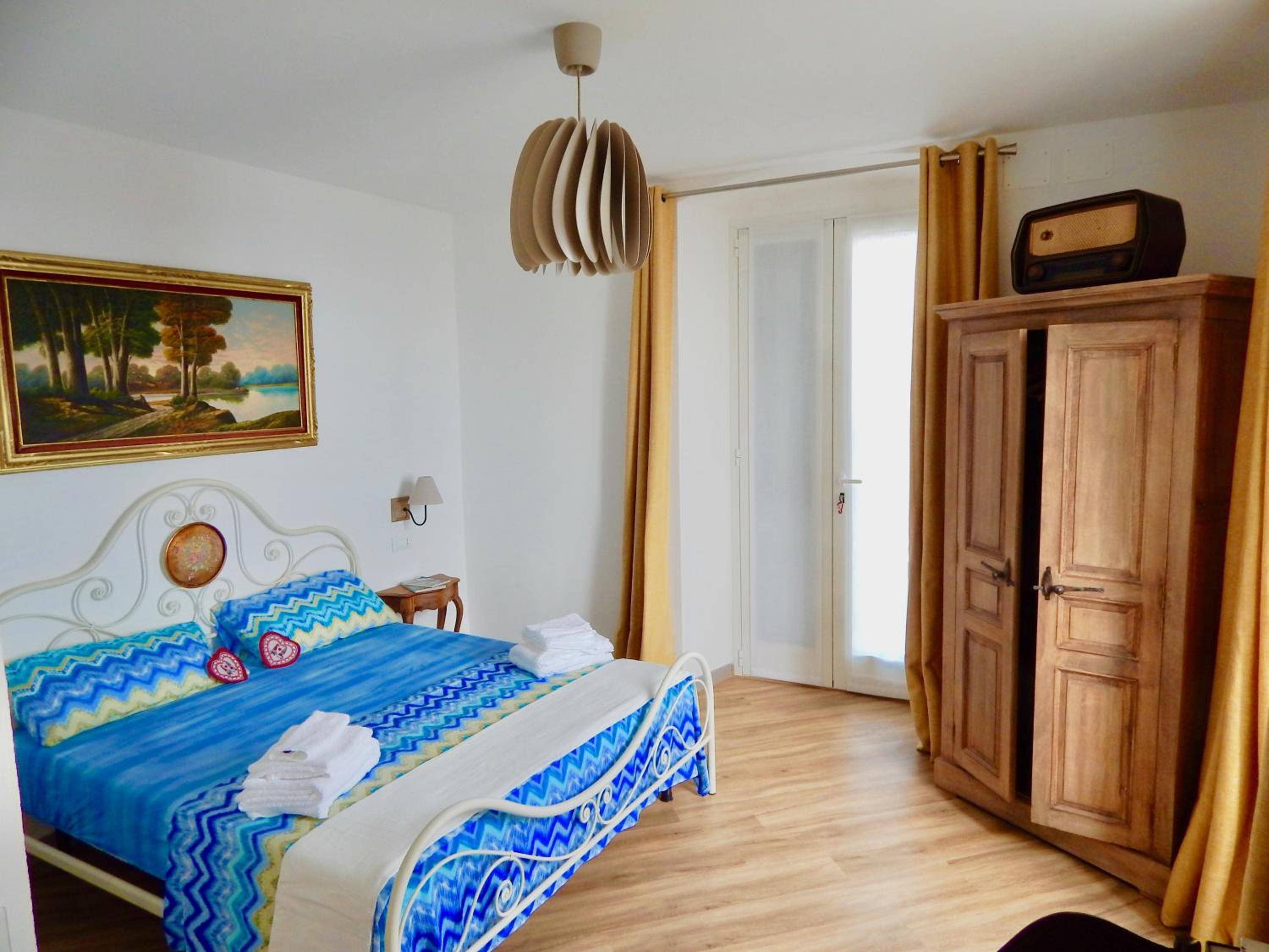 Junior Suite with Garden View - Photo 23