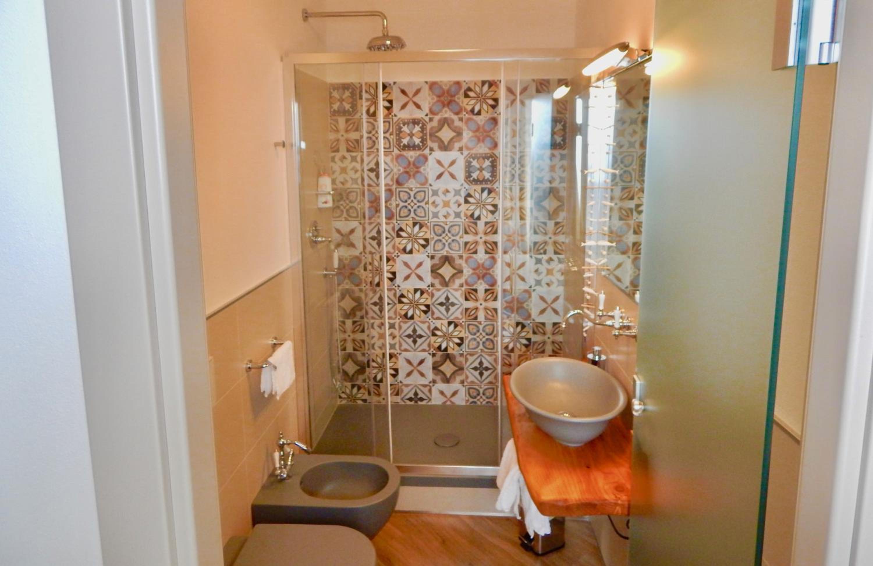 Junior Suite with Garden View - Photo 25