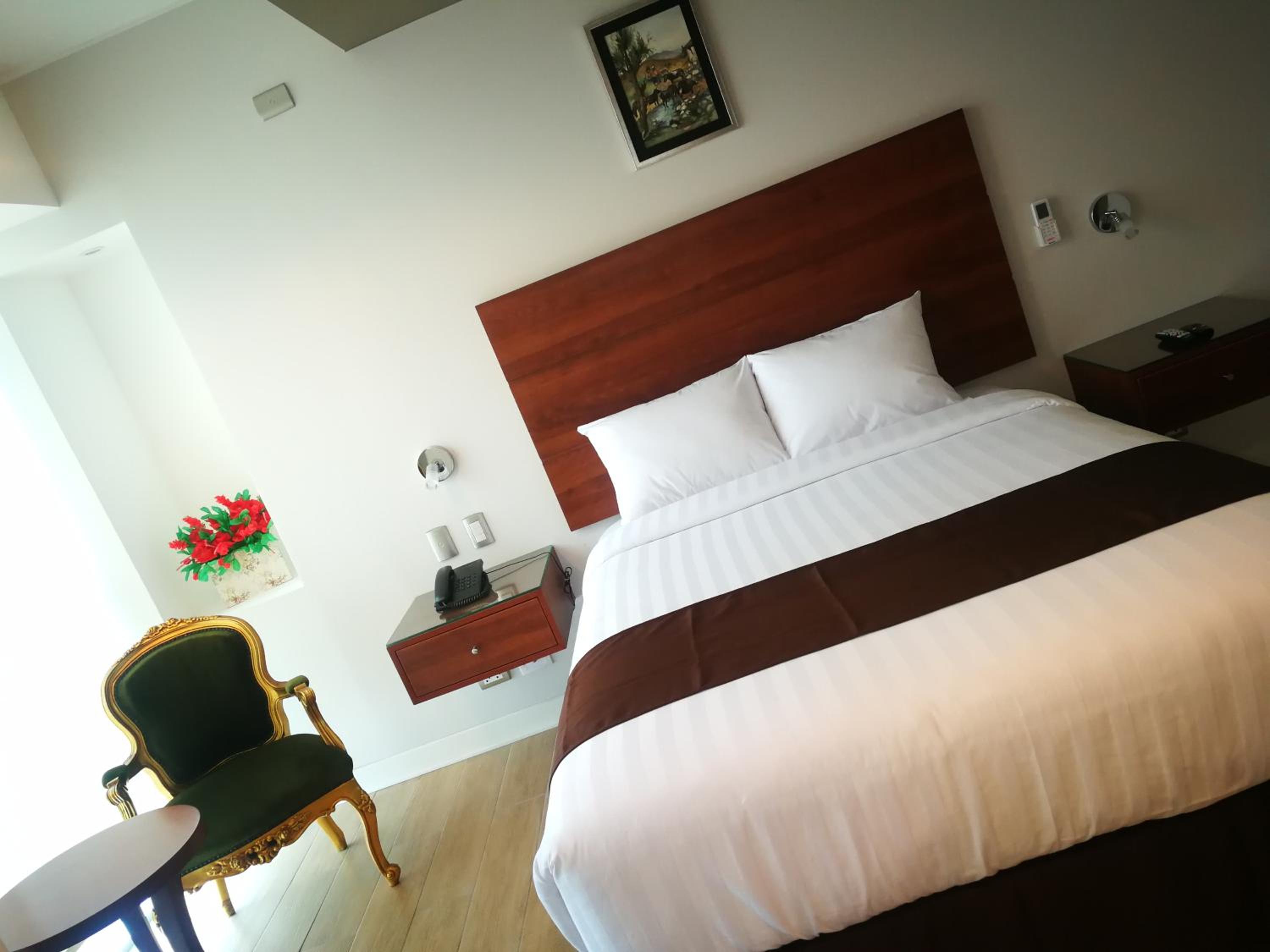 Single Room photo 3