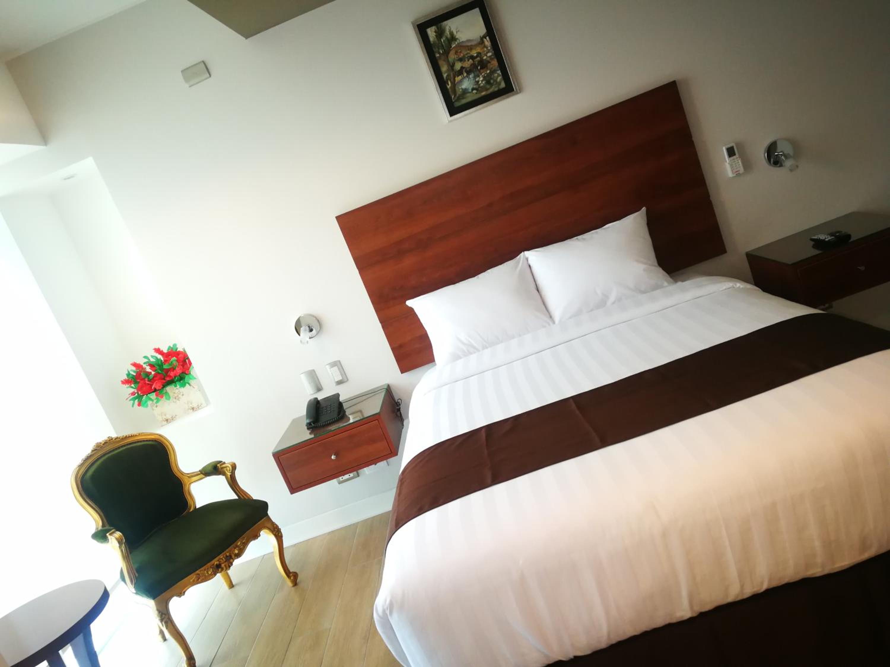 Single Room photo 2