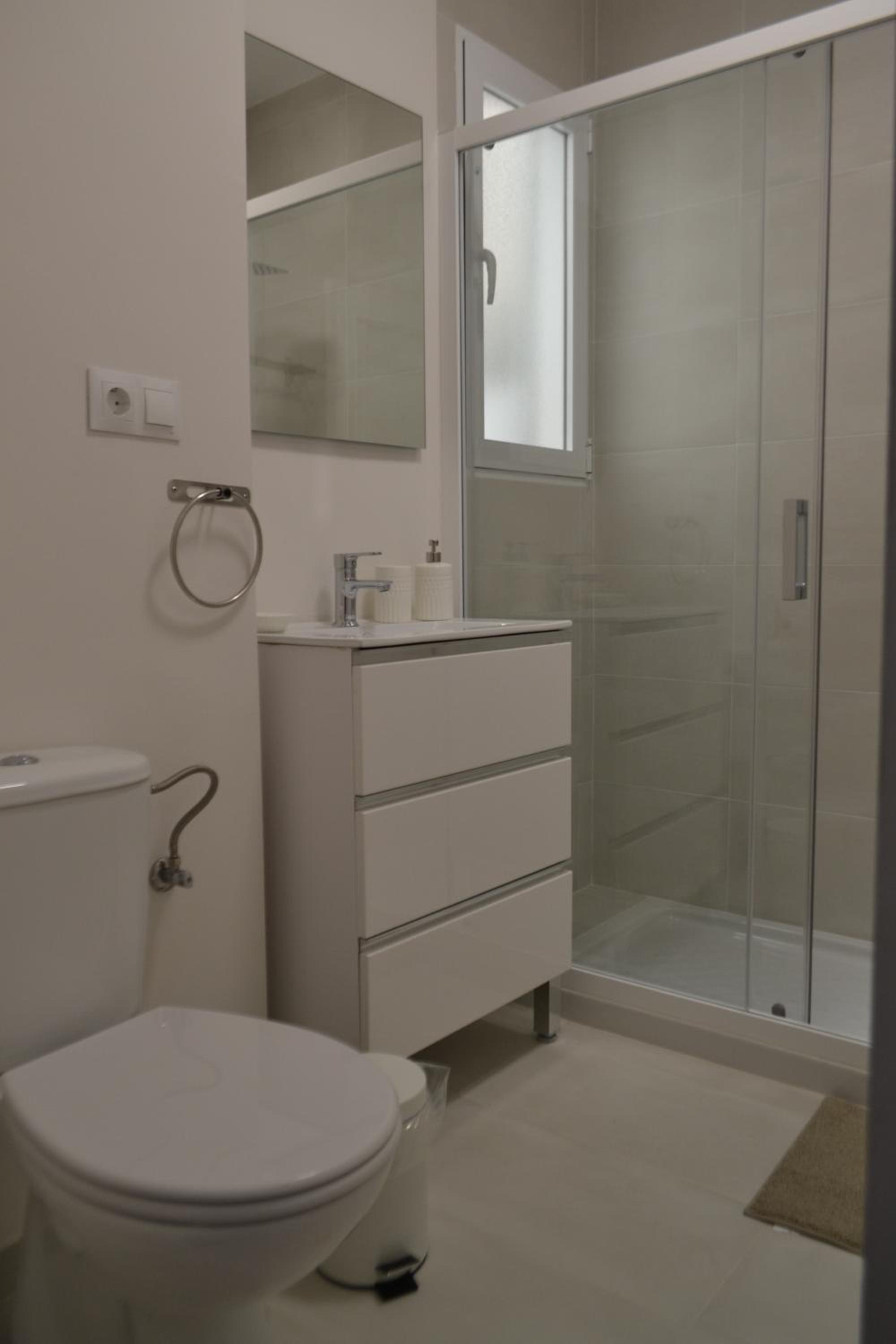One-Bedroom Apartment - Photo 13