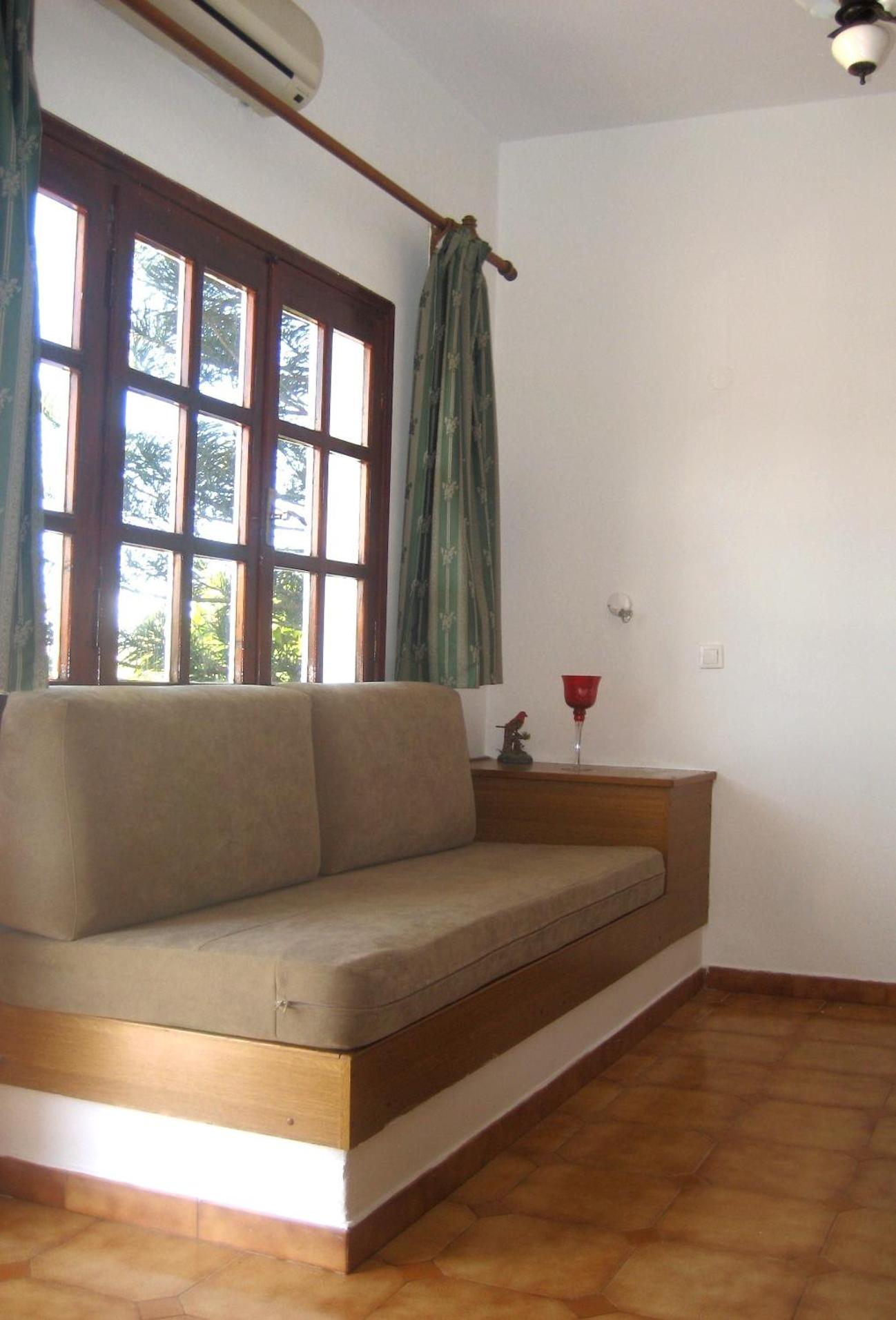 Studio Apartment photo 1