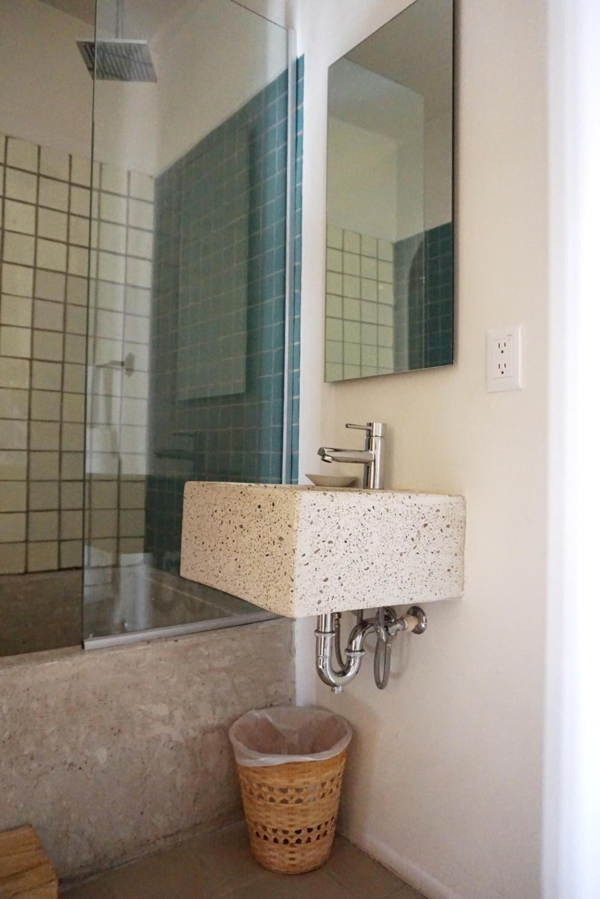 Double Room - Photo 2