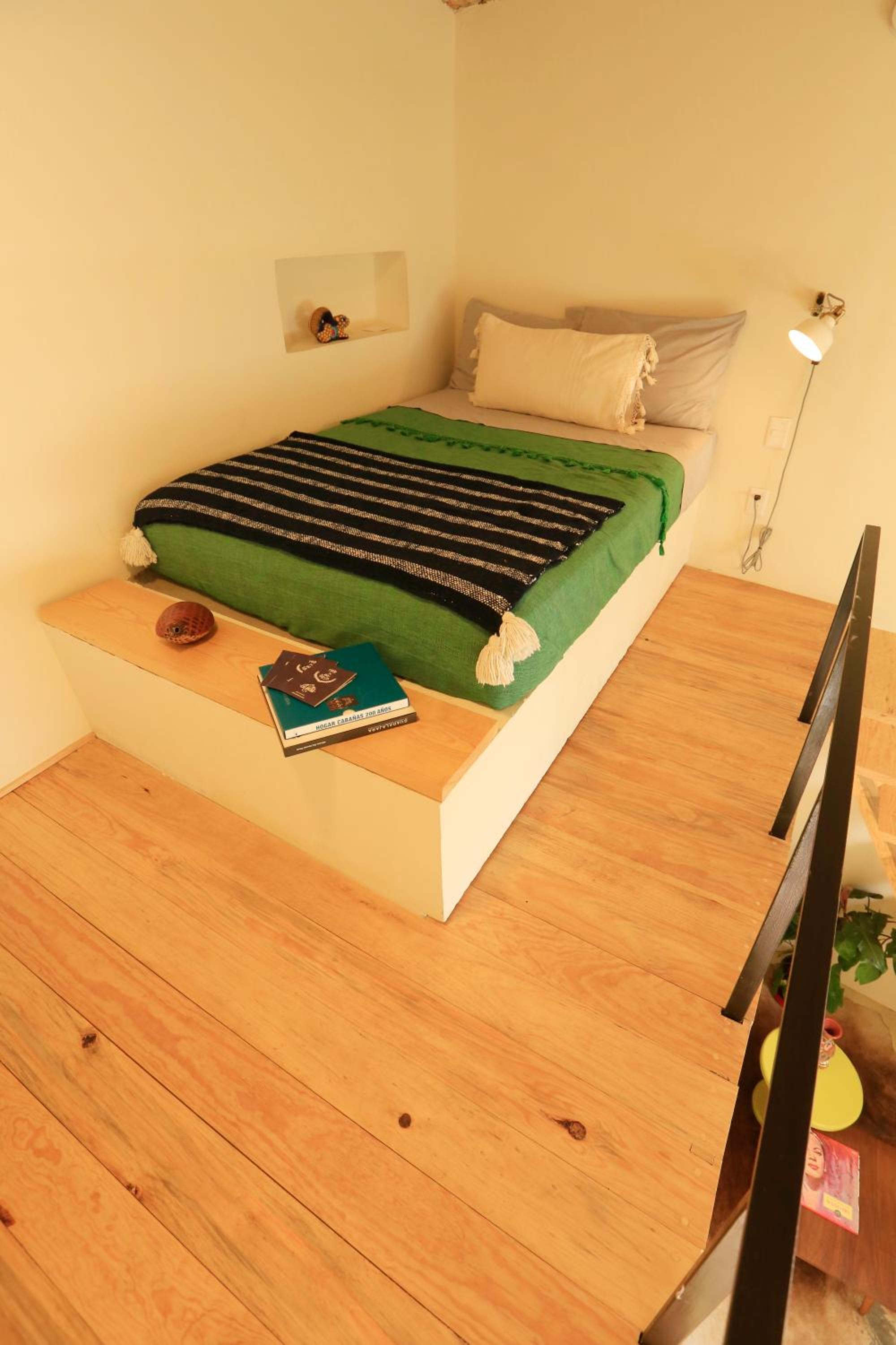Duplex Quadruple Room - Photo 11