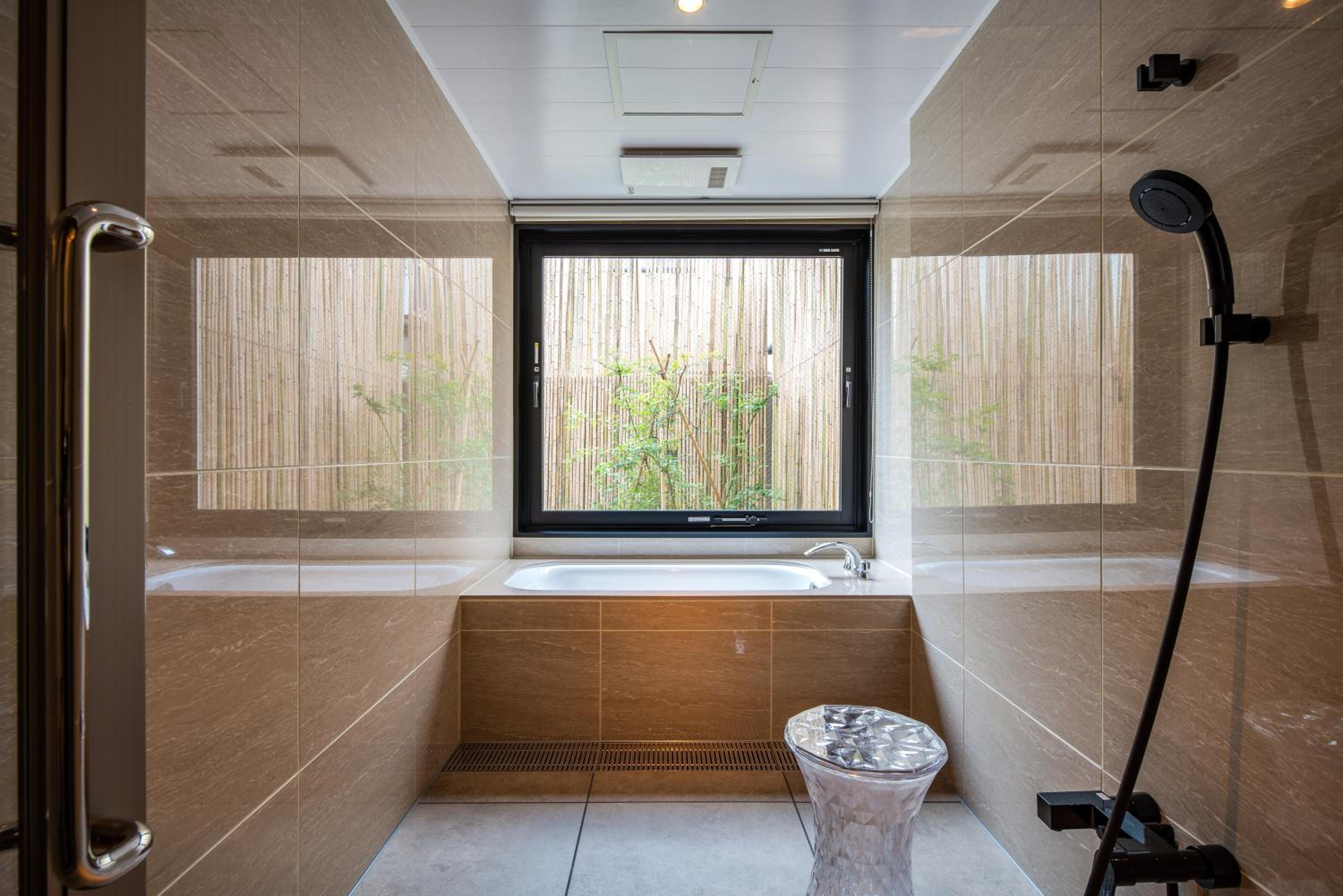 Suite with Garden View - Photo 6
