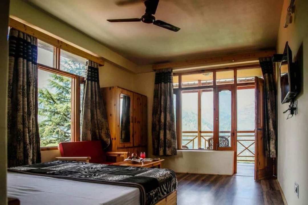 Deluxe Double Room photo 3