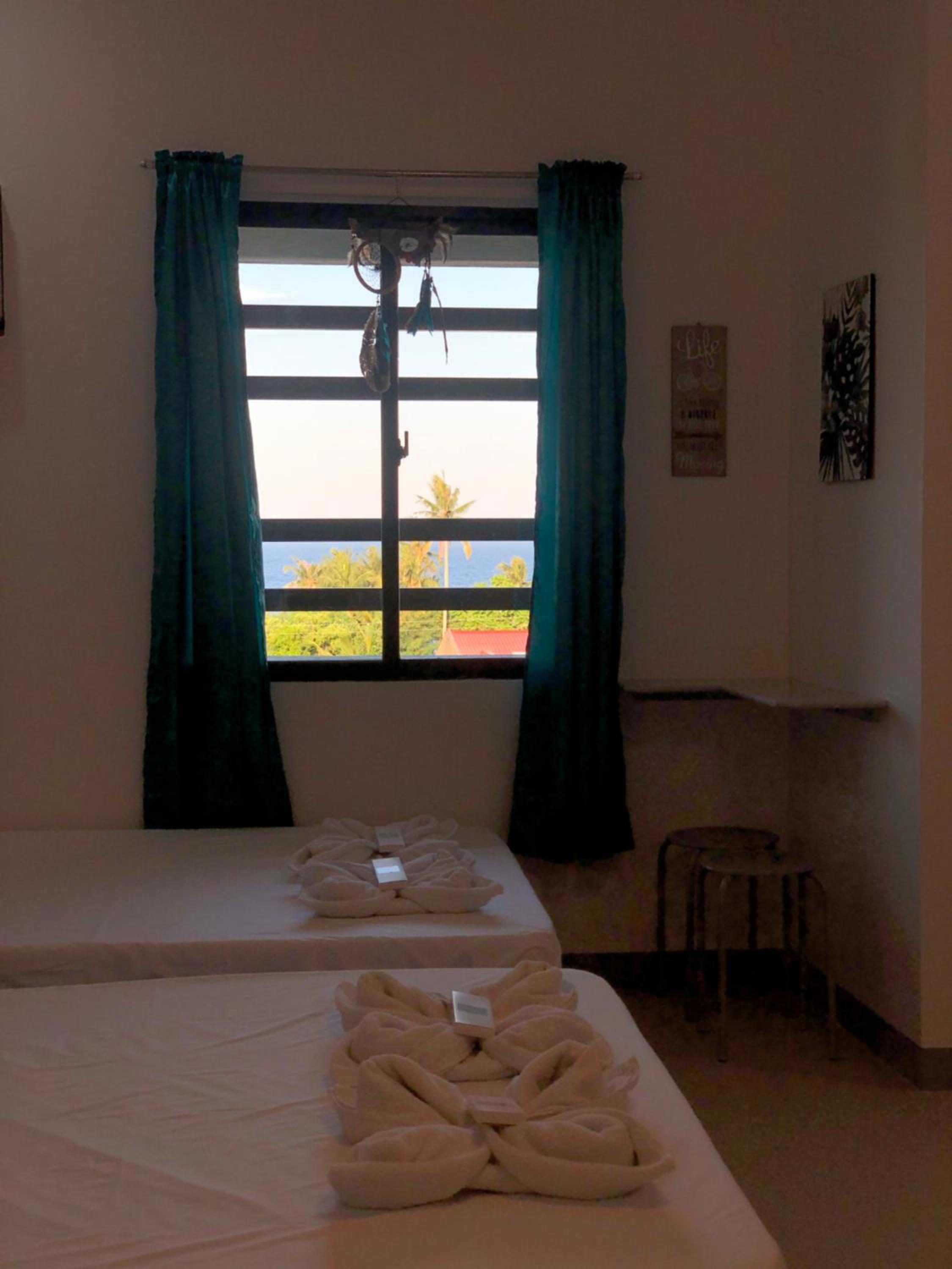 Family Room with Sea View photo 2