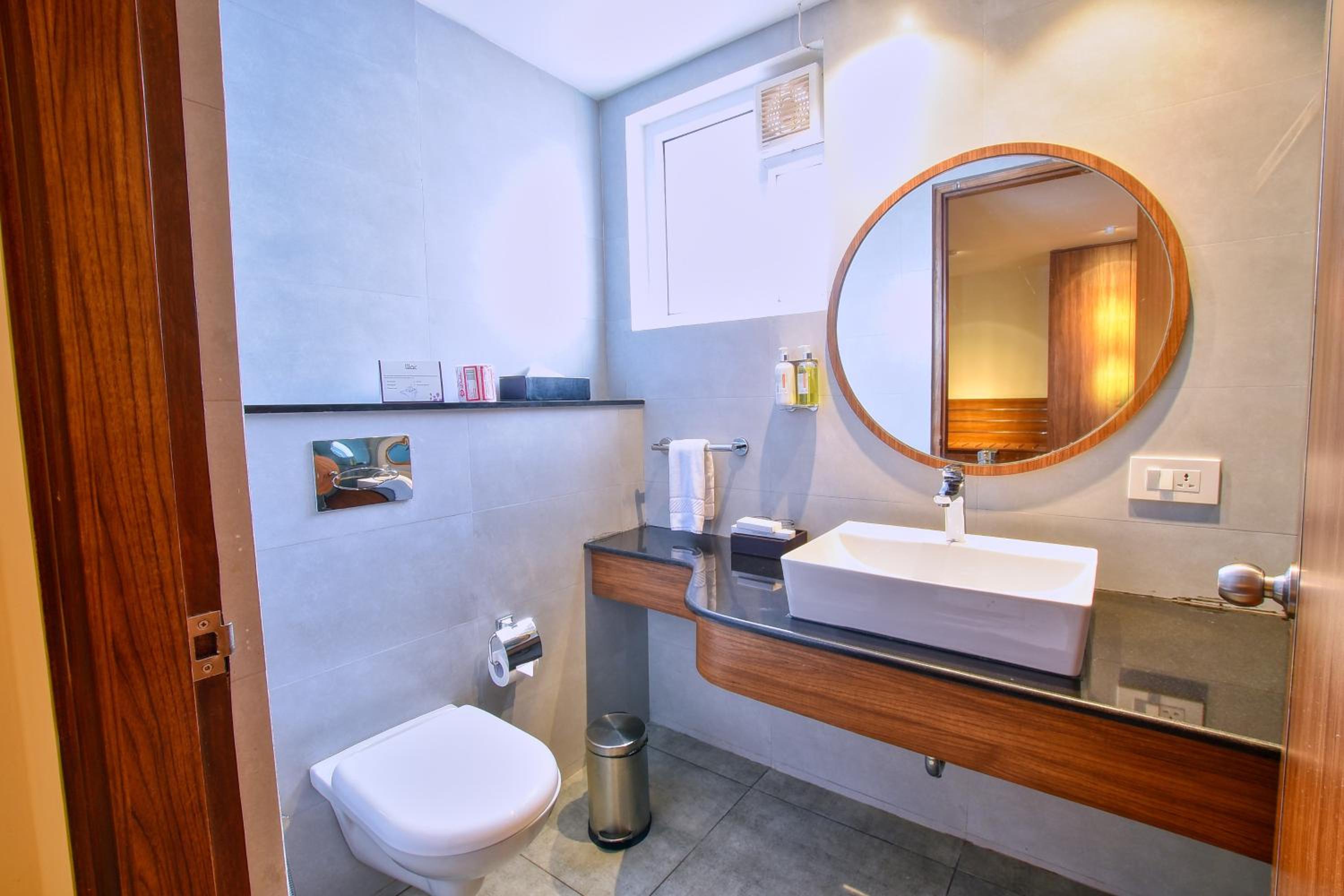 Executive Room - Photo 2