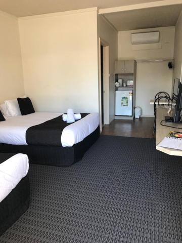 Deluxe Queen Room photo 3