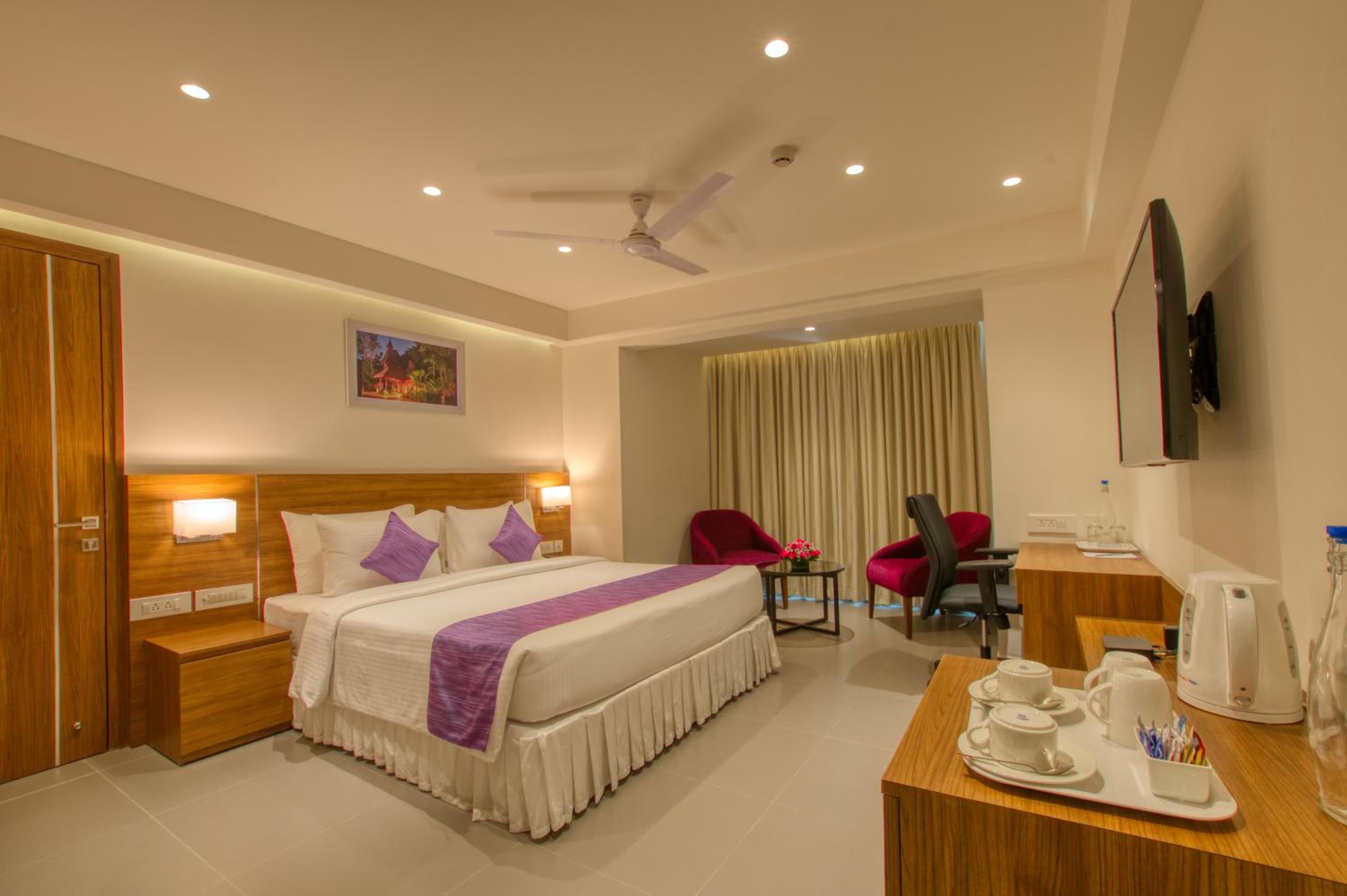 Executive Room - Photo 1