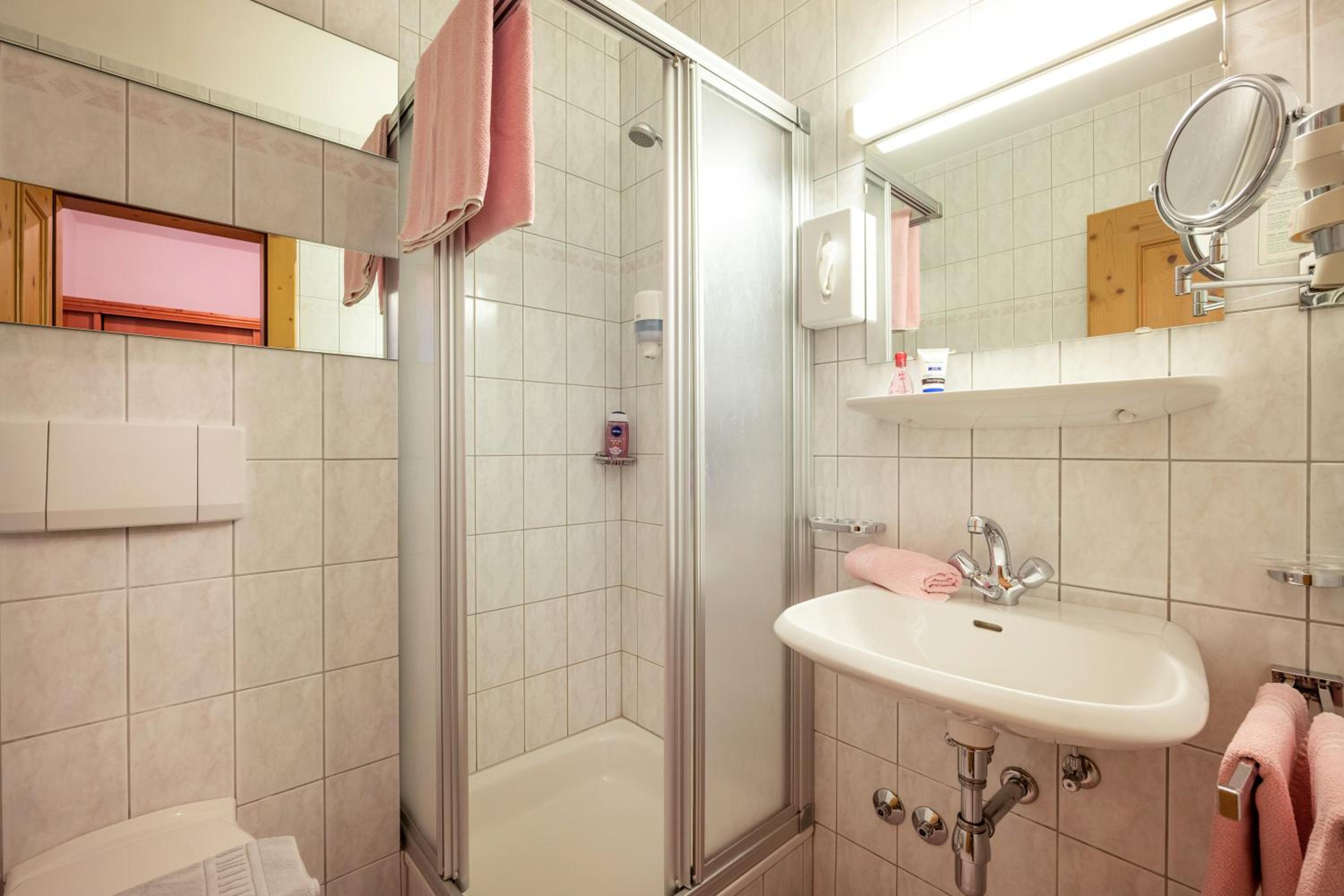 Single Room with Balcony photo 2