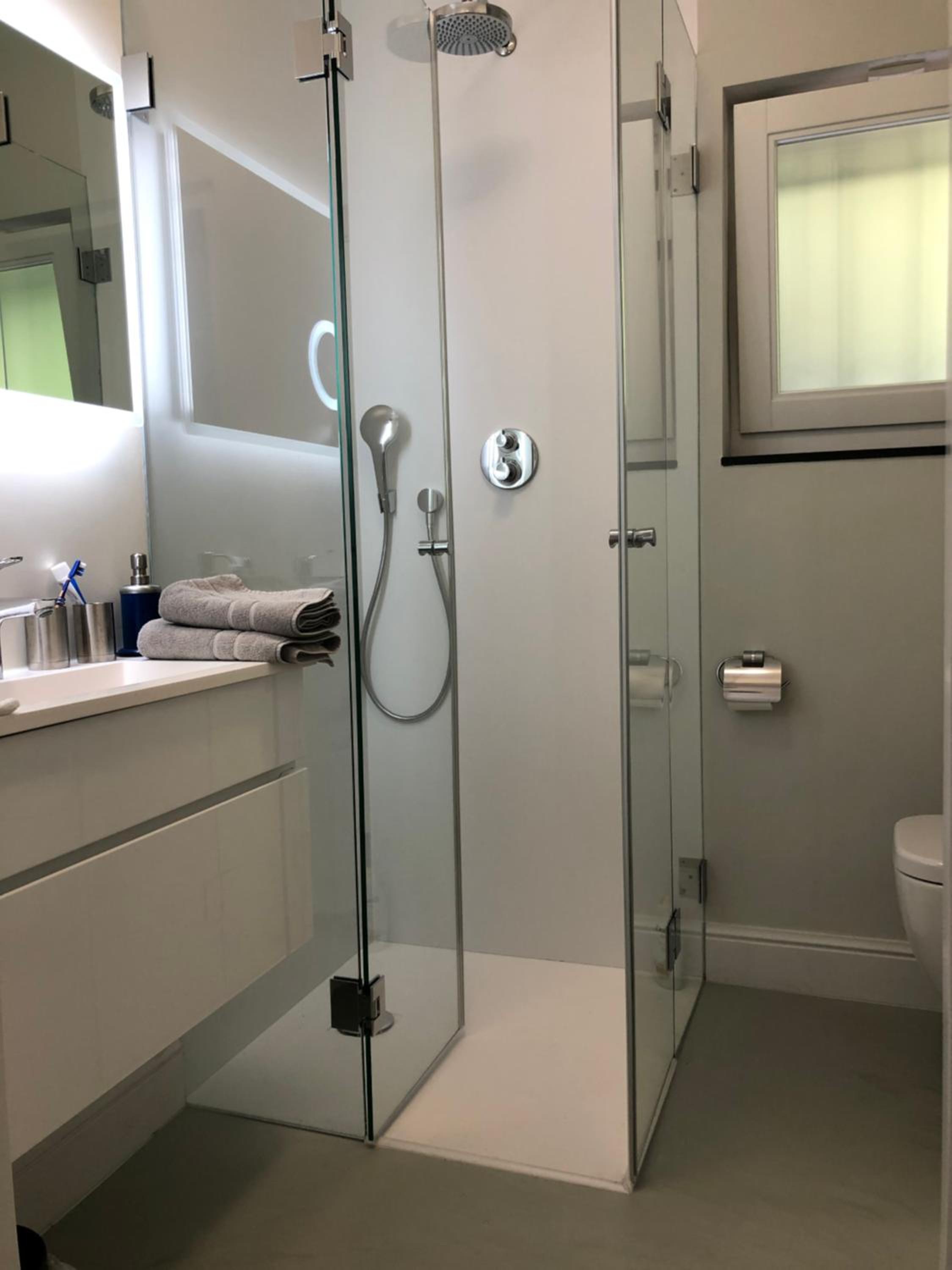 Double Room with Private External Bathroom - Photo 2