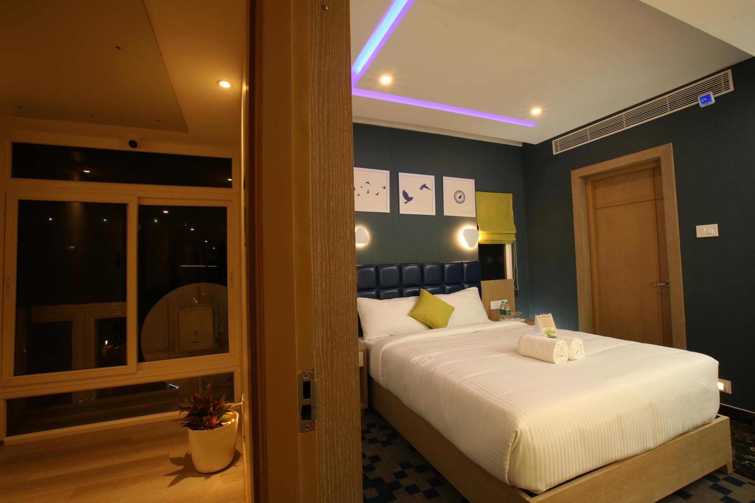 Economy Double Room photo 3
