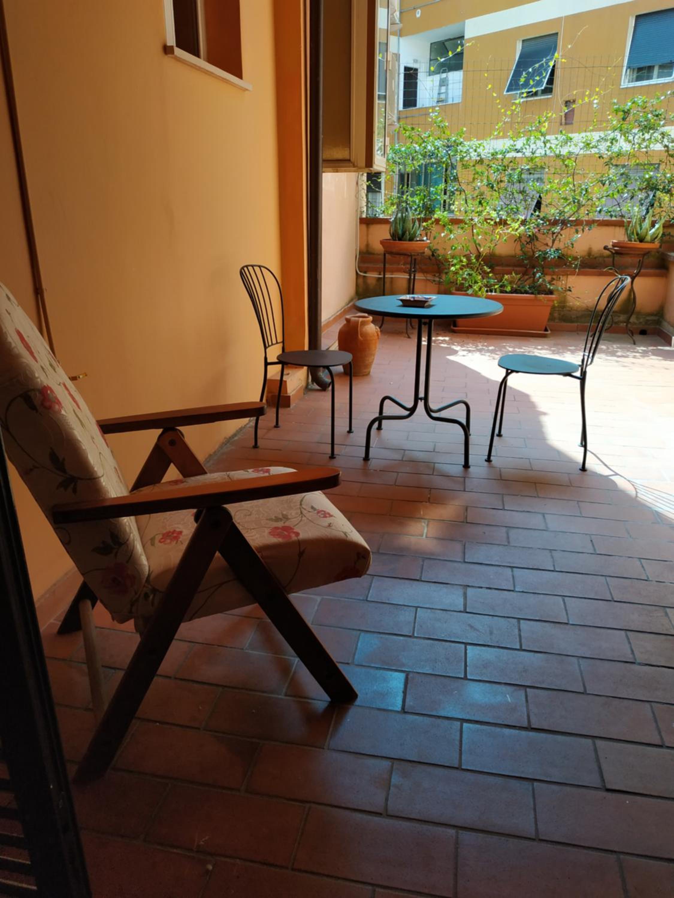 Double Room with Terrace - Photo 9