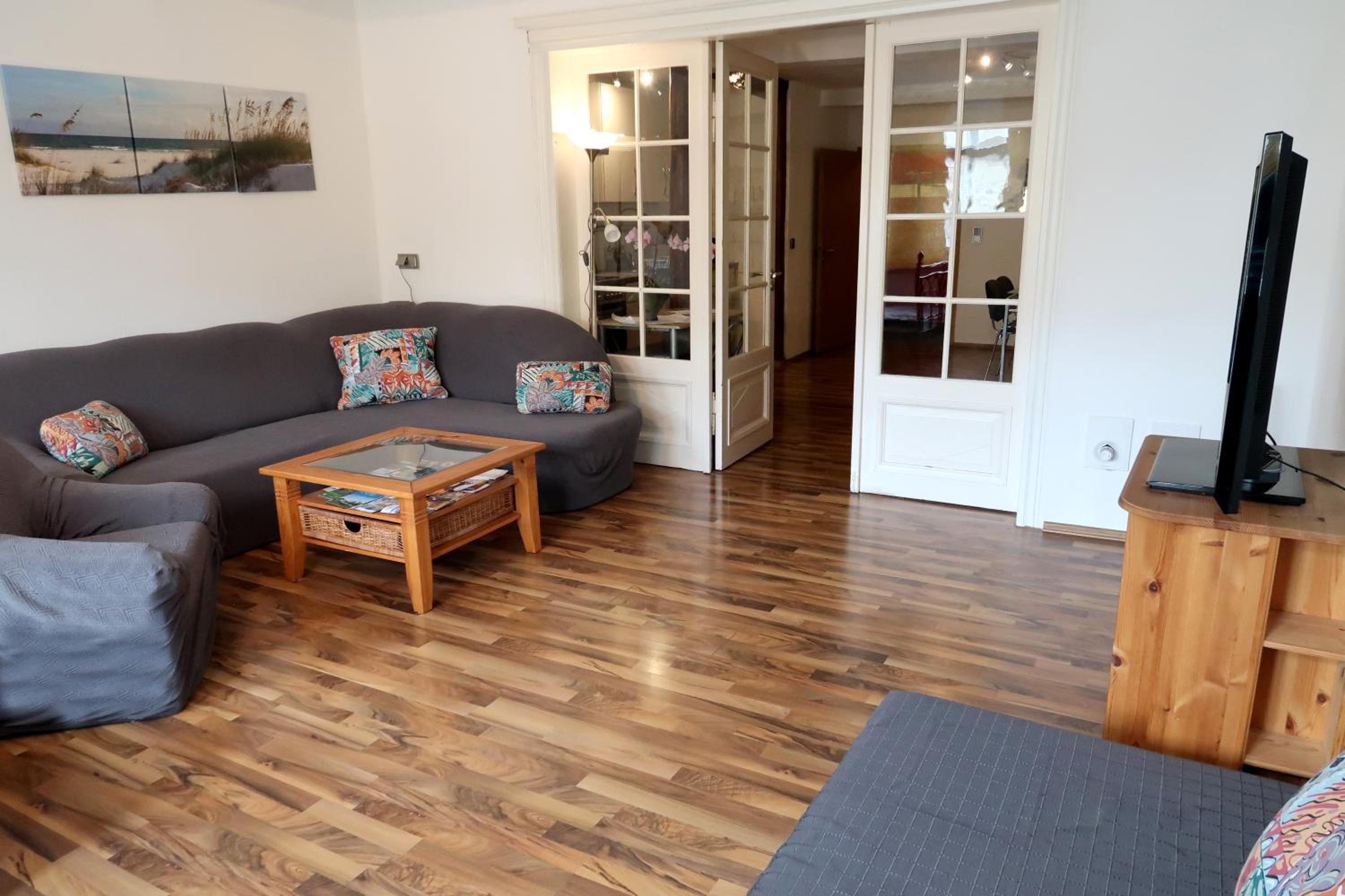 Apartment - Ground Floor photo 3