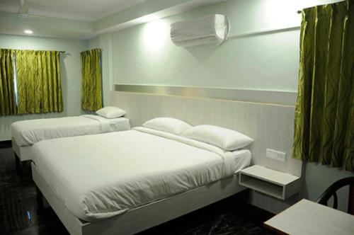 Deluxe Double Room - Photo 1