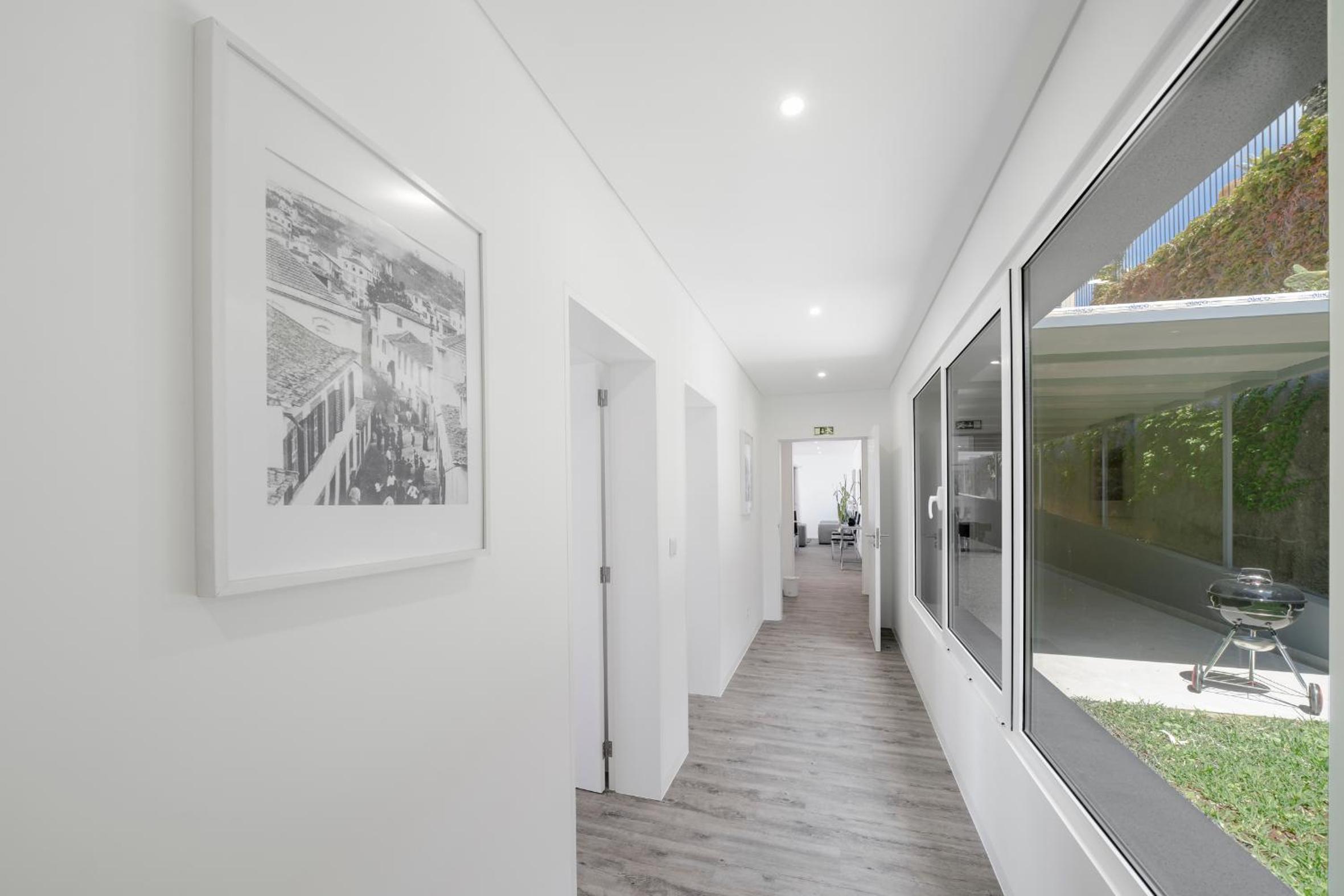 Villa photo 3