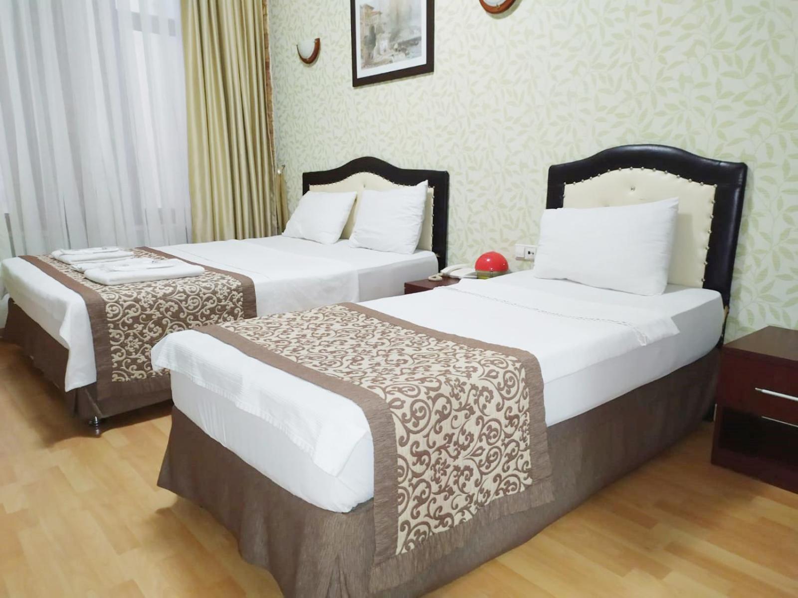 Standard Double or Twin Room photo 2
