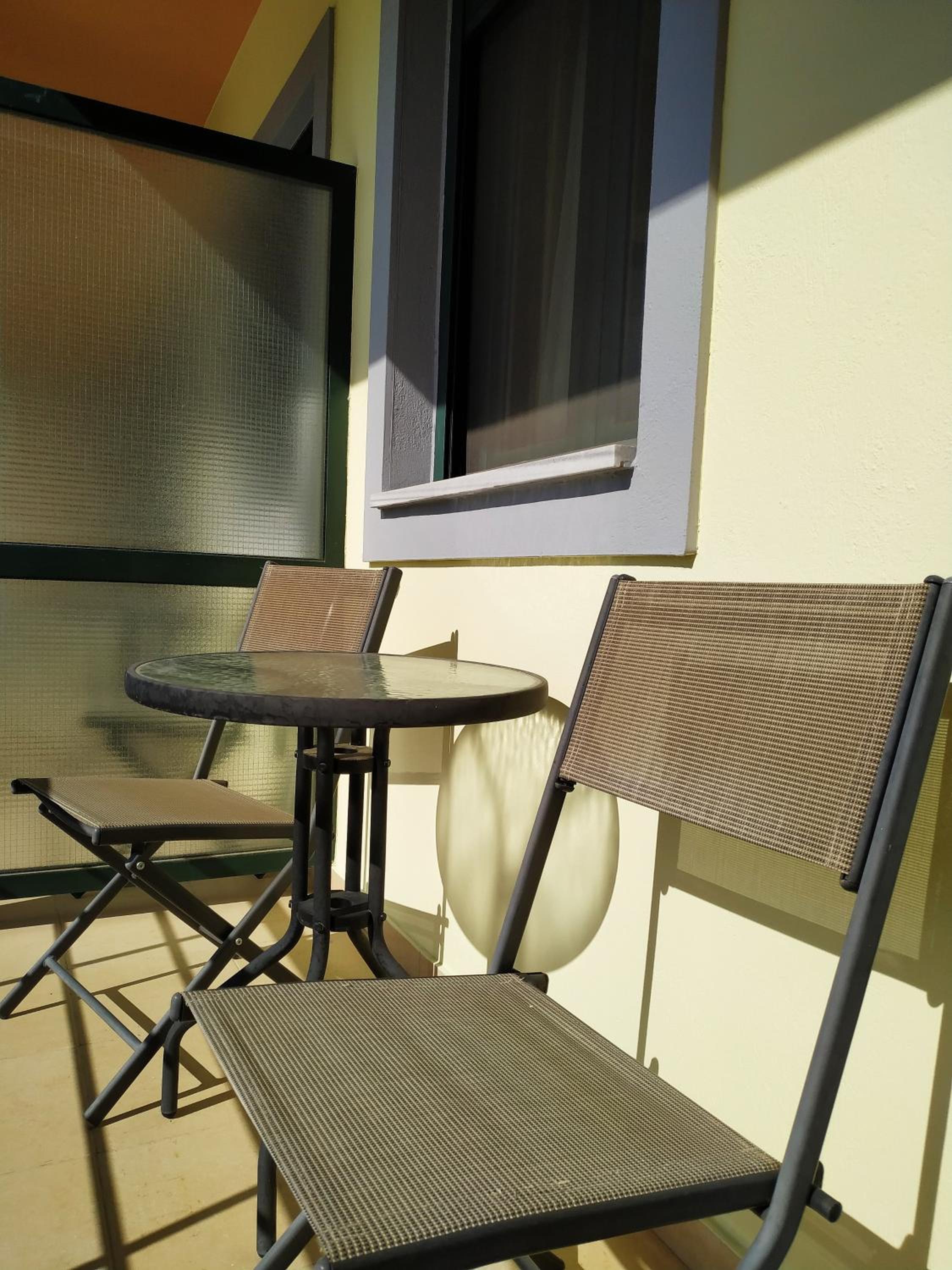 Double or Twin Room with Balcony - Photo 5