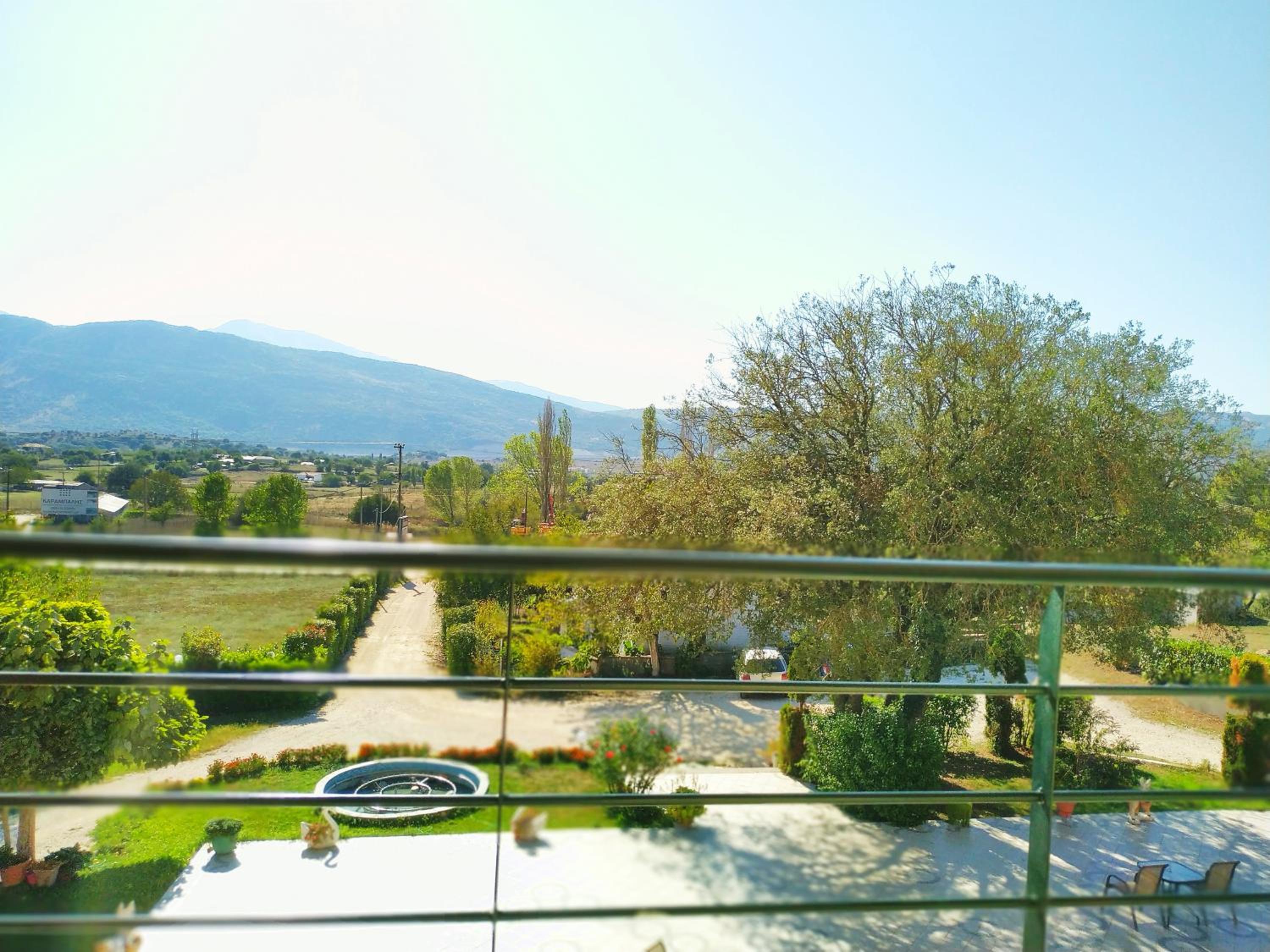 Triple Room with Balcony - Photo 7